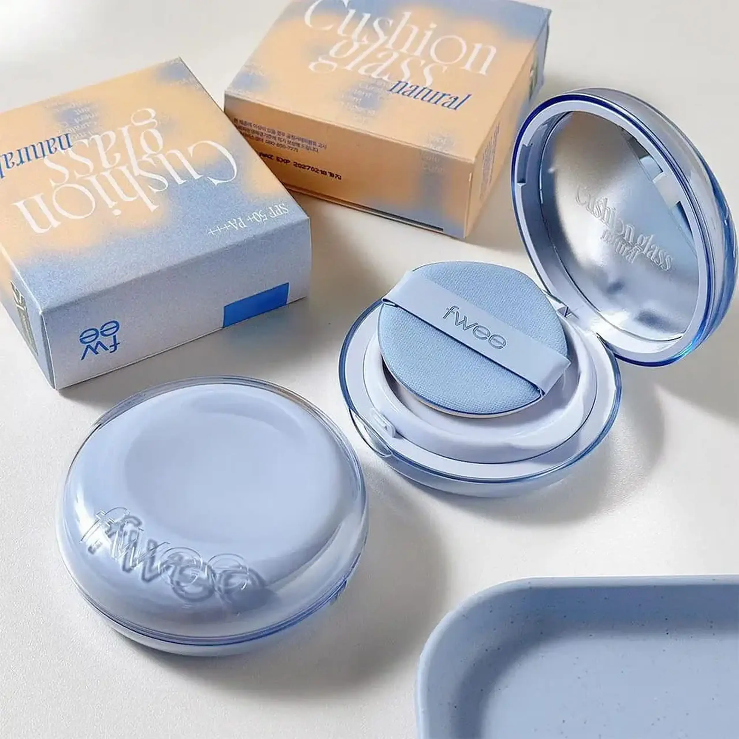 Cushion cu finish glass skin SPF50+ PA+++ FWEE Cushion Glass 0,3 Natural 13 gr