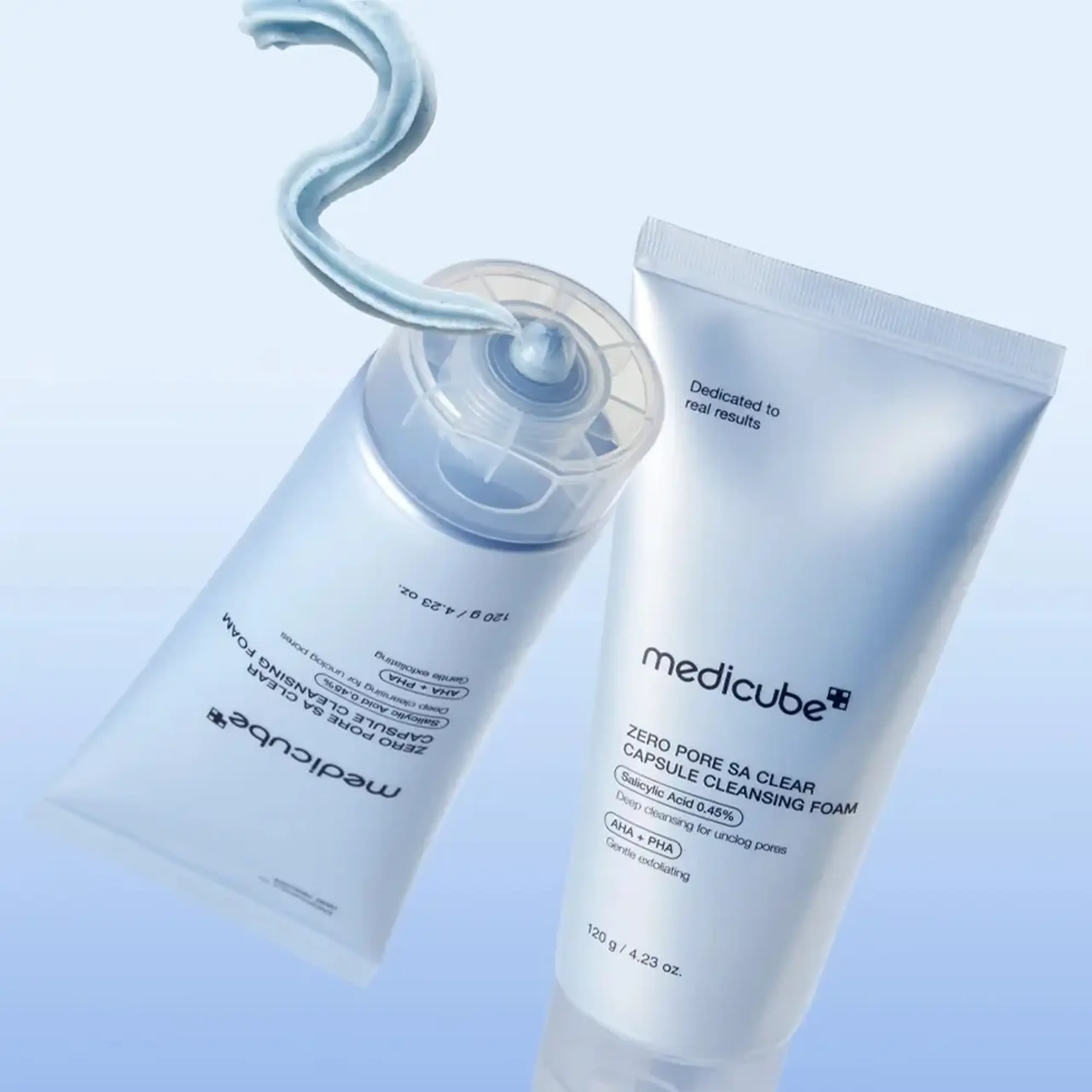 Spumă de curățare pentru pori MEDICUBE Zero Pore Clearing Capsule Cleansing Foam – 120 g