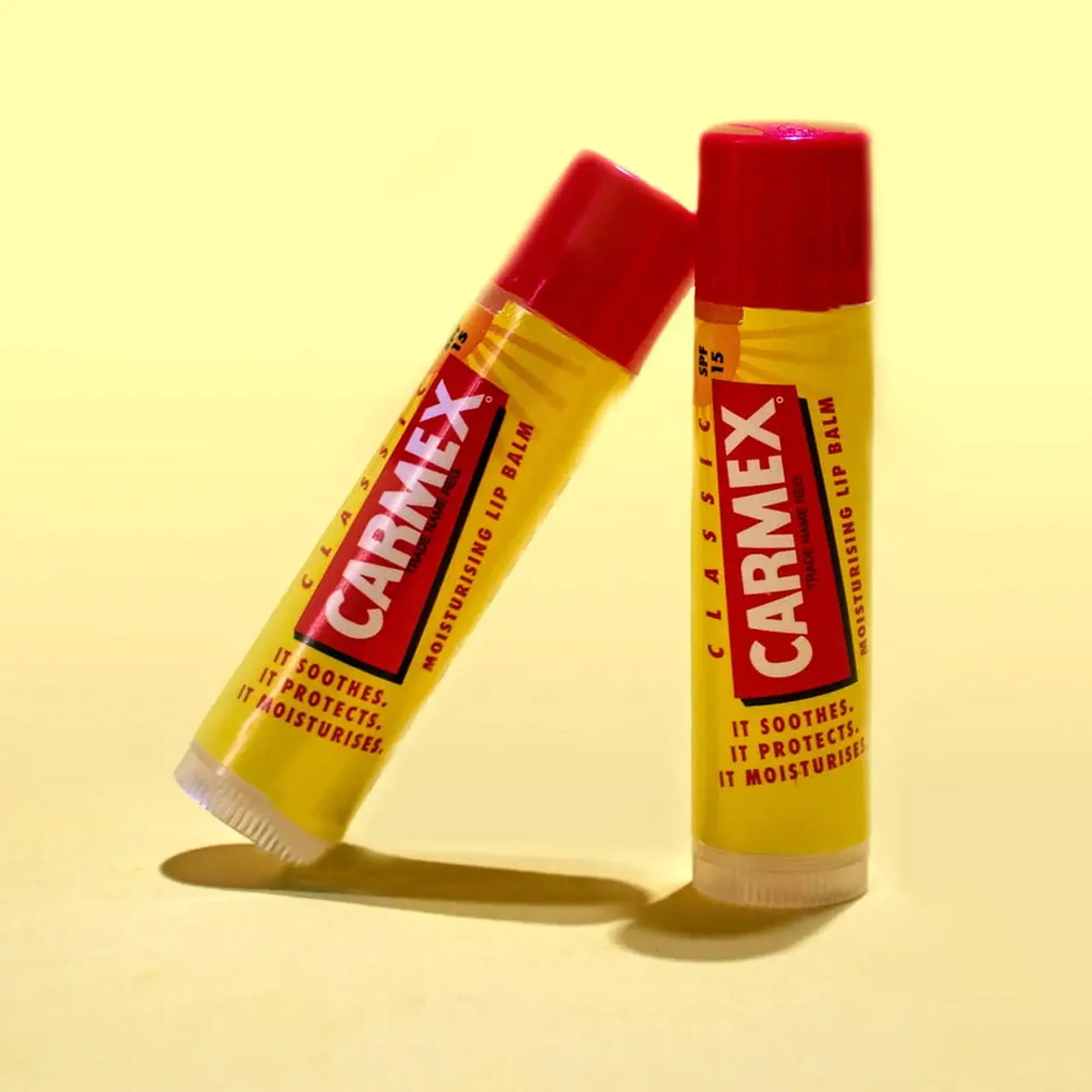 Balsam buze CARMEX Lip Balm Classic STICK 4.25g - SPF15