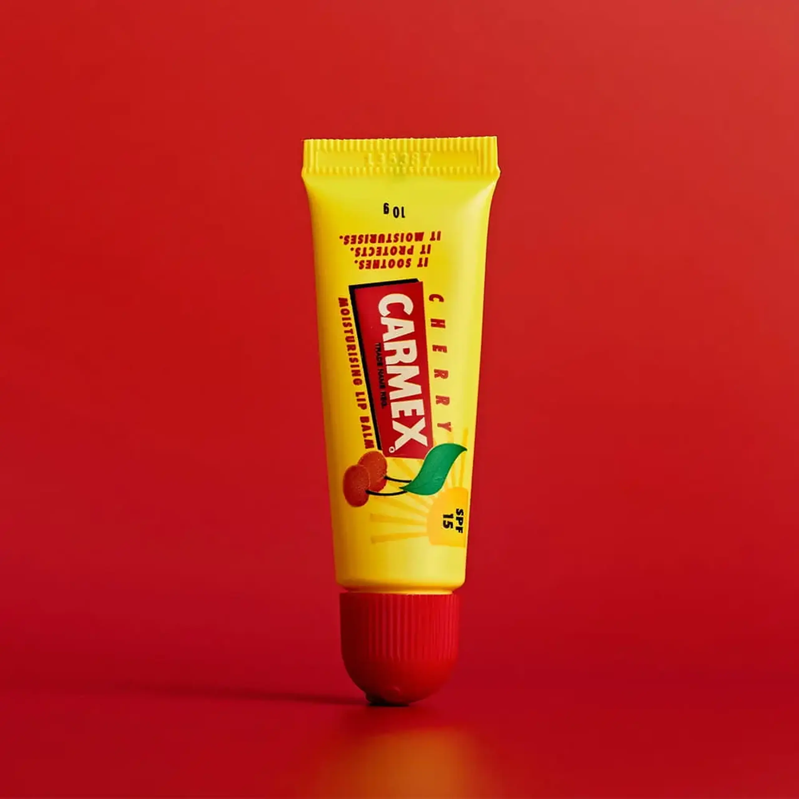 Balsam pentru buze CARMEX Lip Balm Cherry TUBE 10g - SPF15