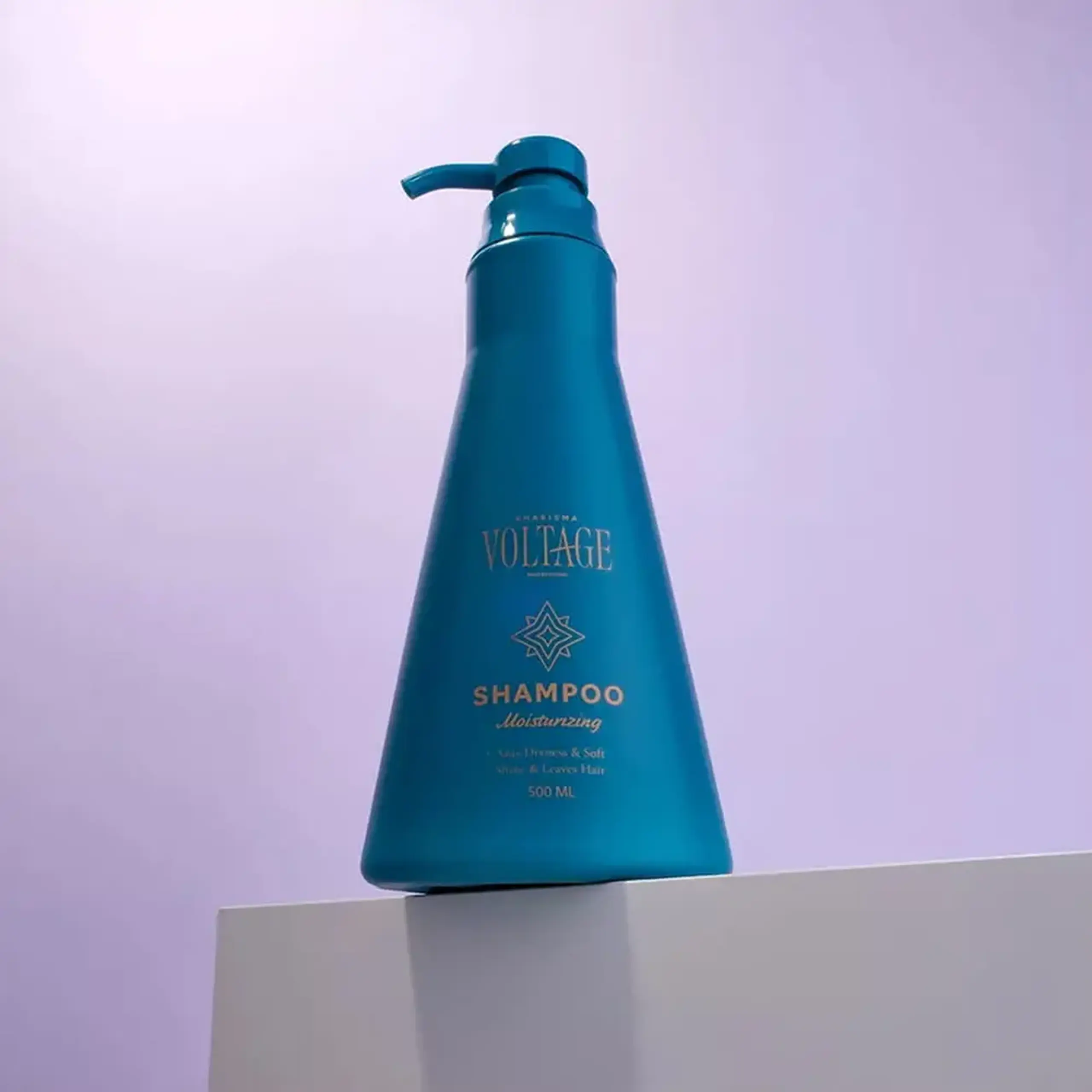 Șampon pentru hidratare și strălucire Kharisma Voltage moisturizing shine shampoo 500ml