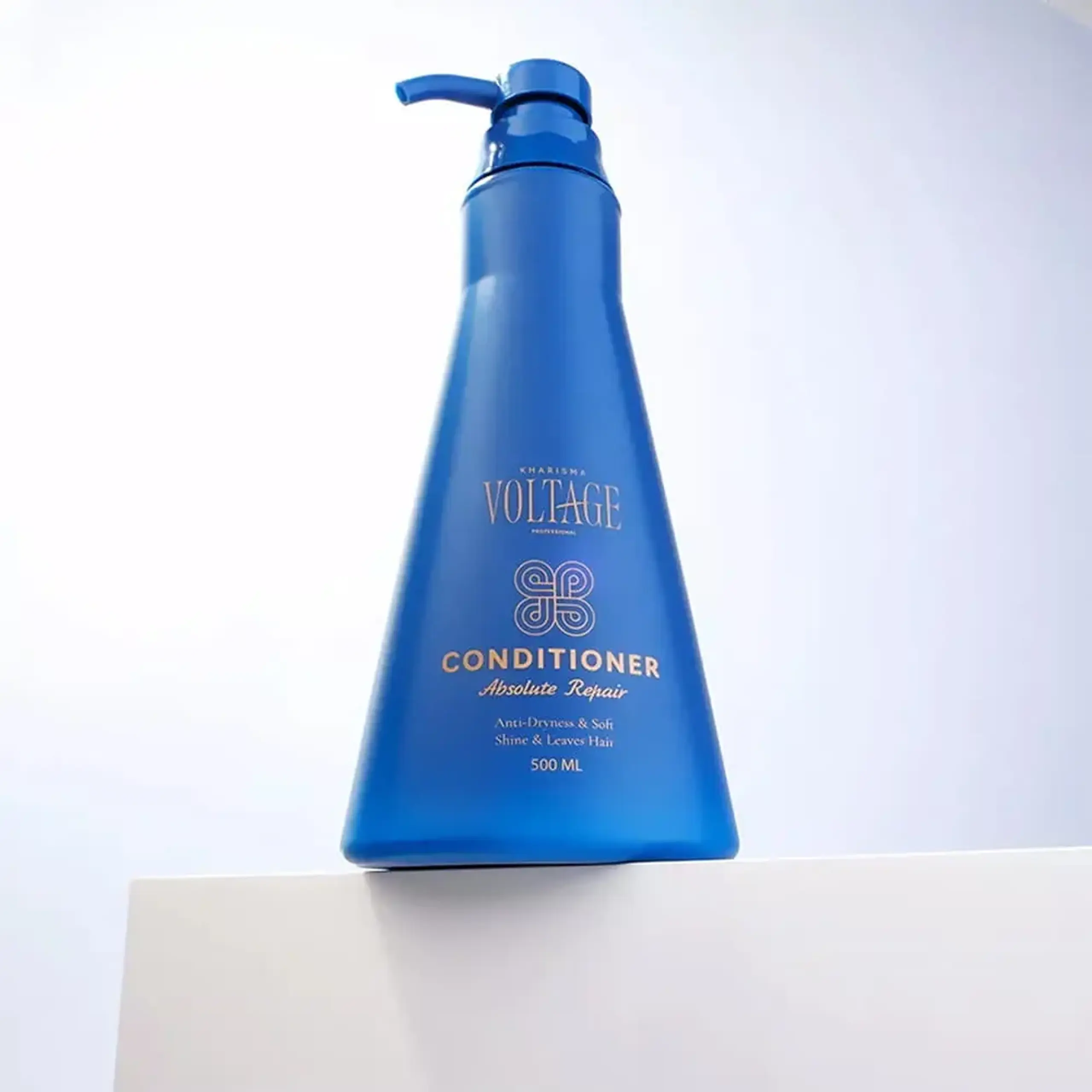 Condiționer pentru hrănirea și refacerea părului KHARISMA VOLTAGE absolute repair conditioner 500ml