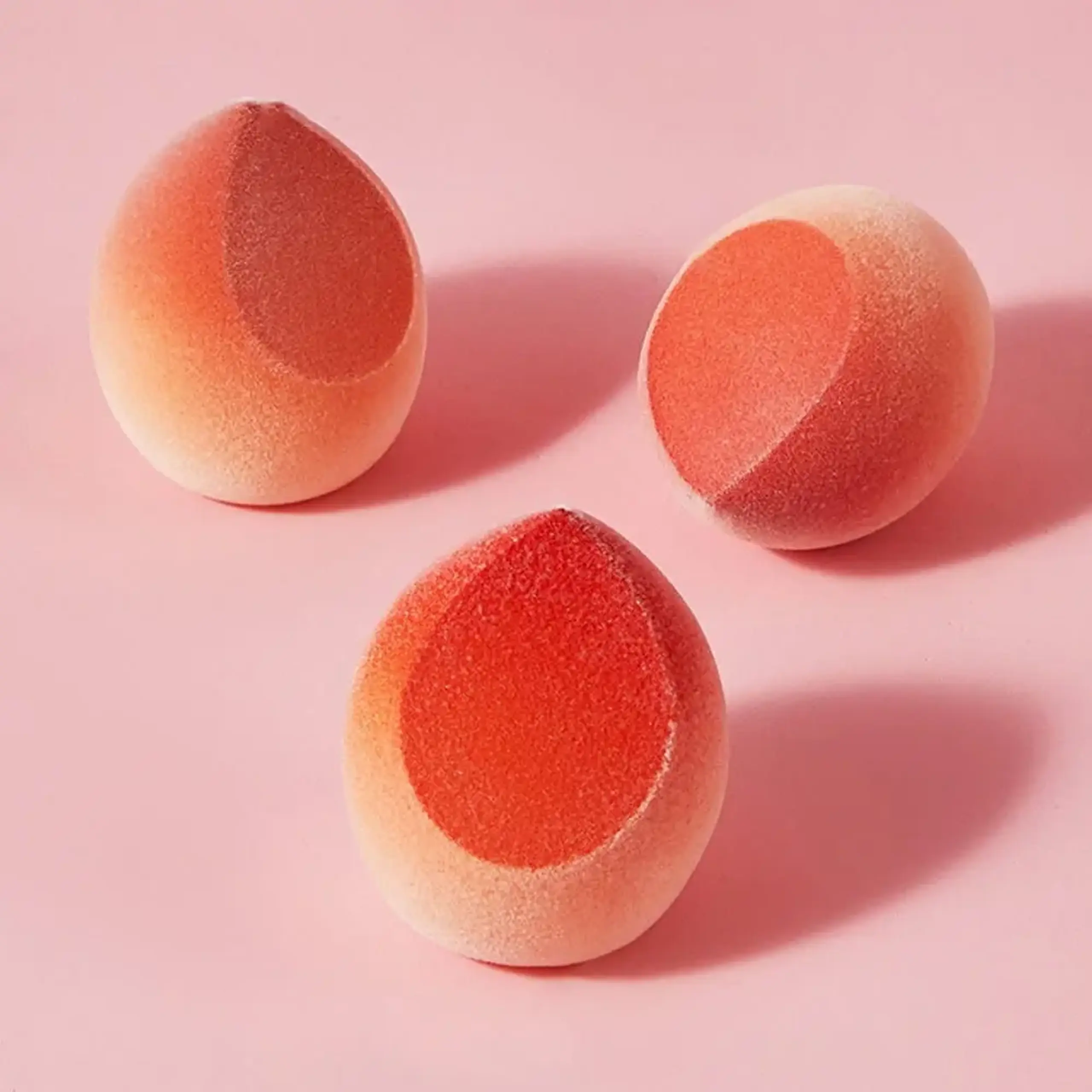 Burete pentru aplicarea pudrei SHEGLAM Insta-Ready Powder Sponge