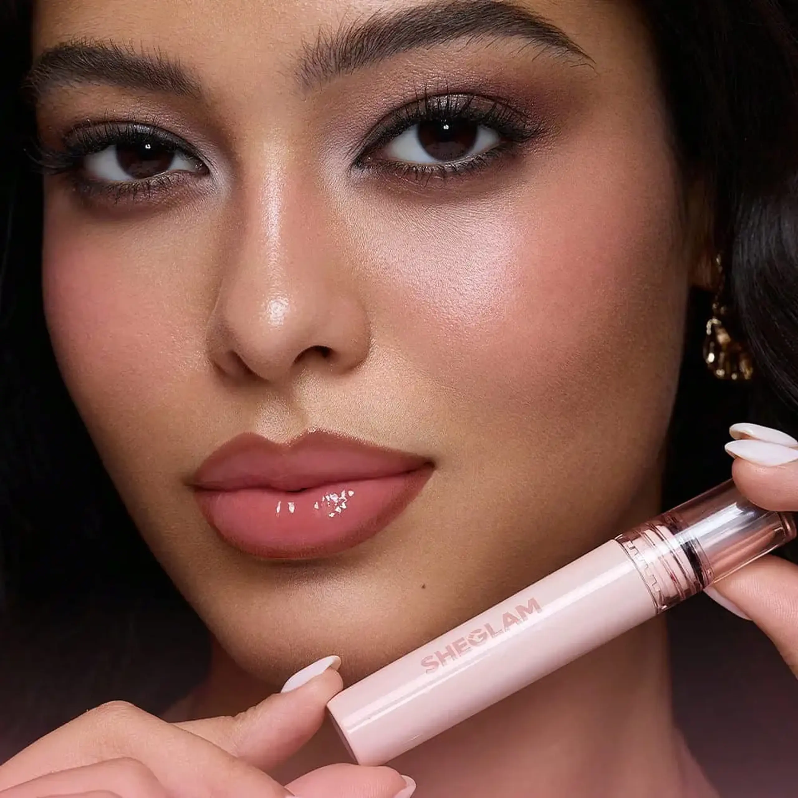 Contur de buze peel-off cu efect de lungă durată SHEGLAM Fall In Line Peel Off Lip Liner Stain – Bare Blush 3 g
