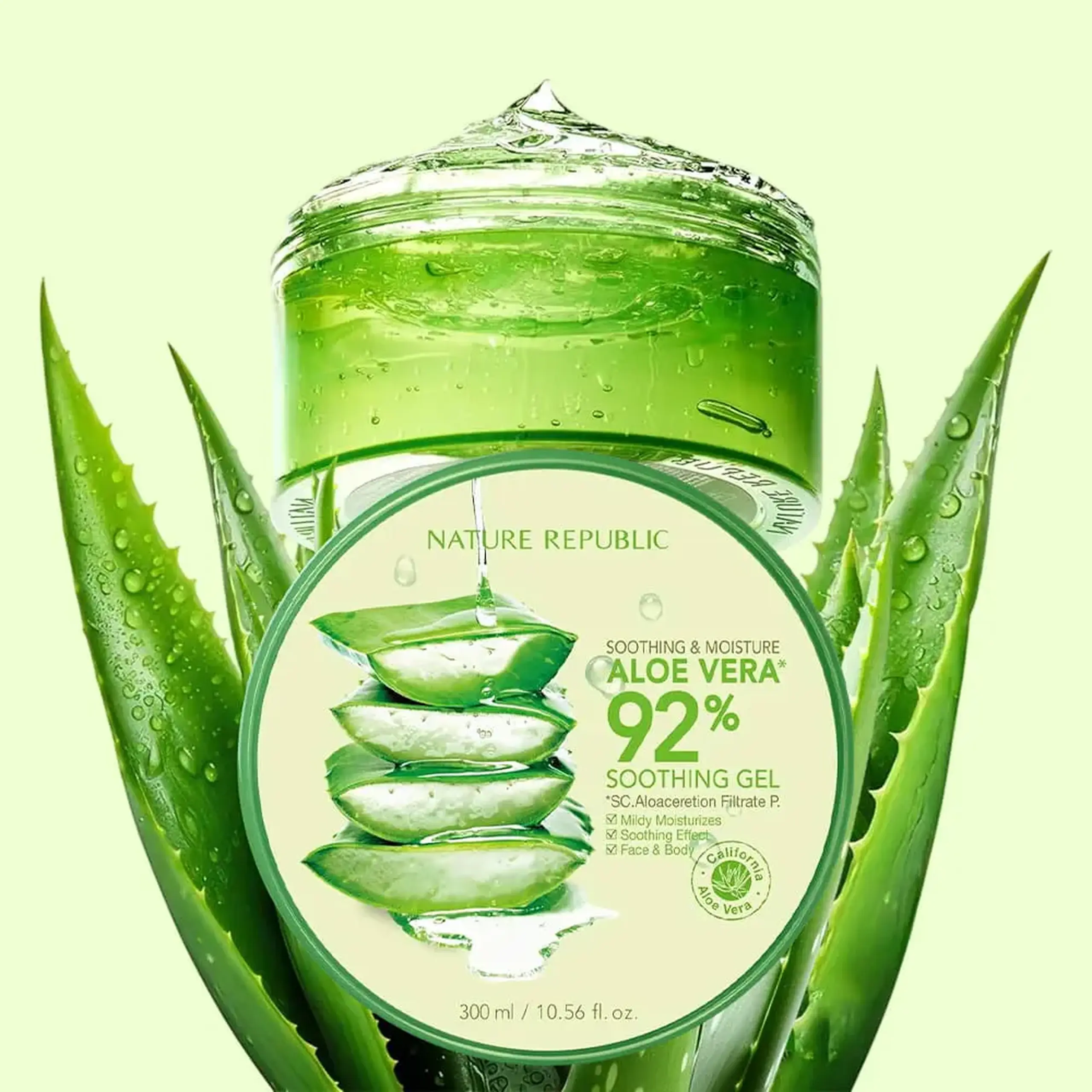Gel calmant cu 92% extract de aloe vera NATURE REPUBLIC - Soothing &amp; Moisture Aloe Vera 92% Soothing Gel