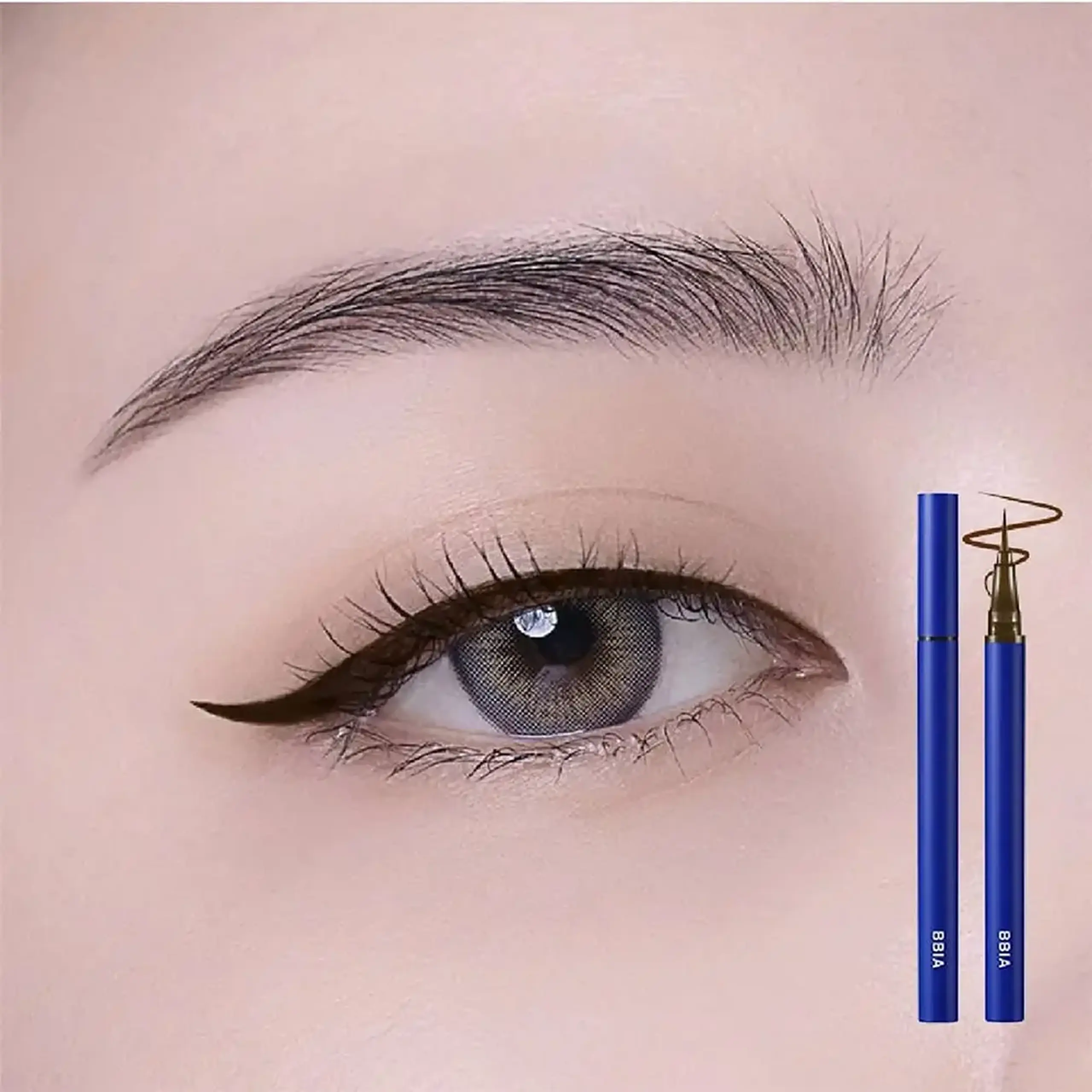 Eyelinerul rezistent la apă cu finisaj mat BBIA Never Die Brush Eyeliner 02 Matte Brown #8456