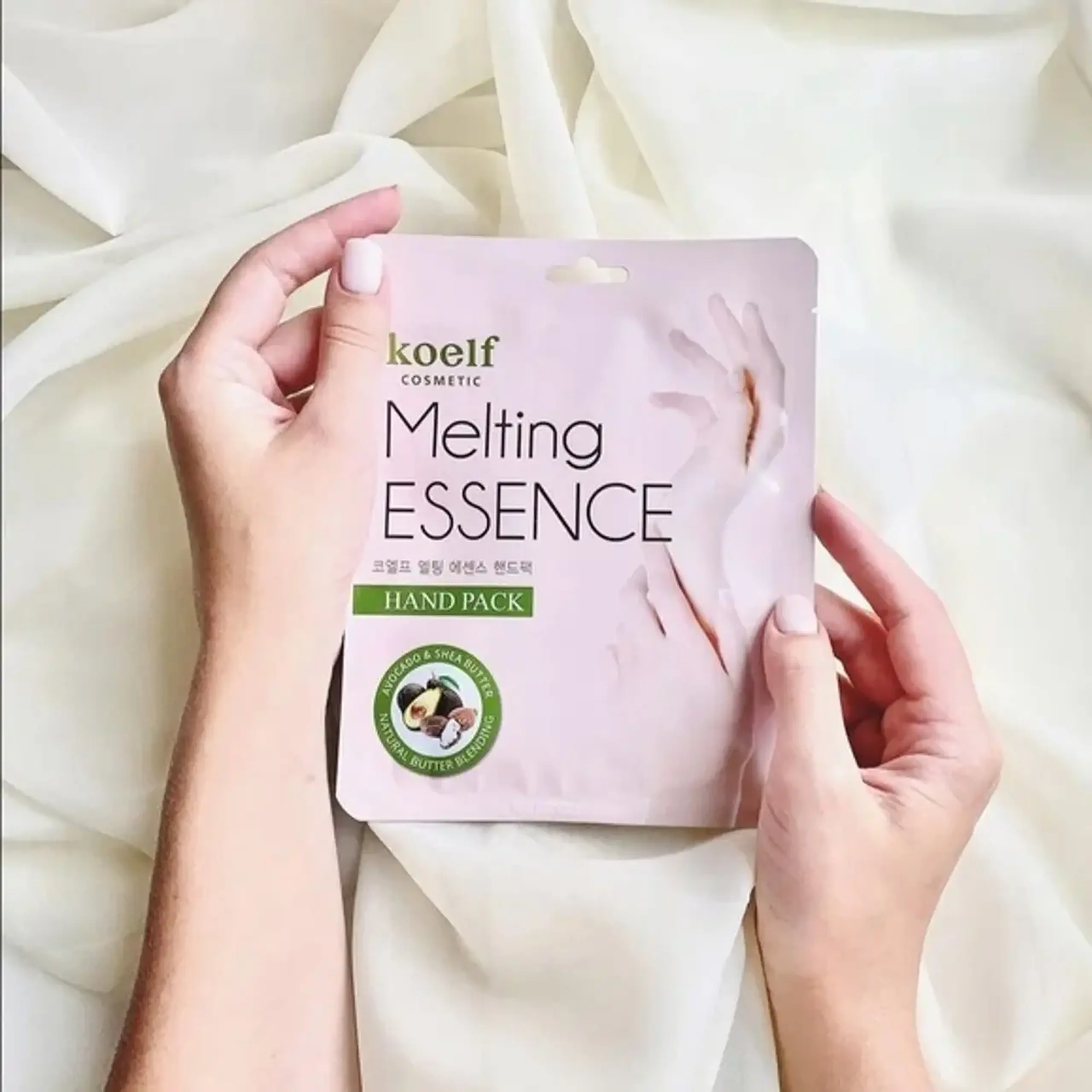 Masca hidratanta pentru mâini Koelf Melting Essence Hand Pack