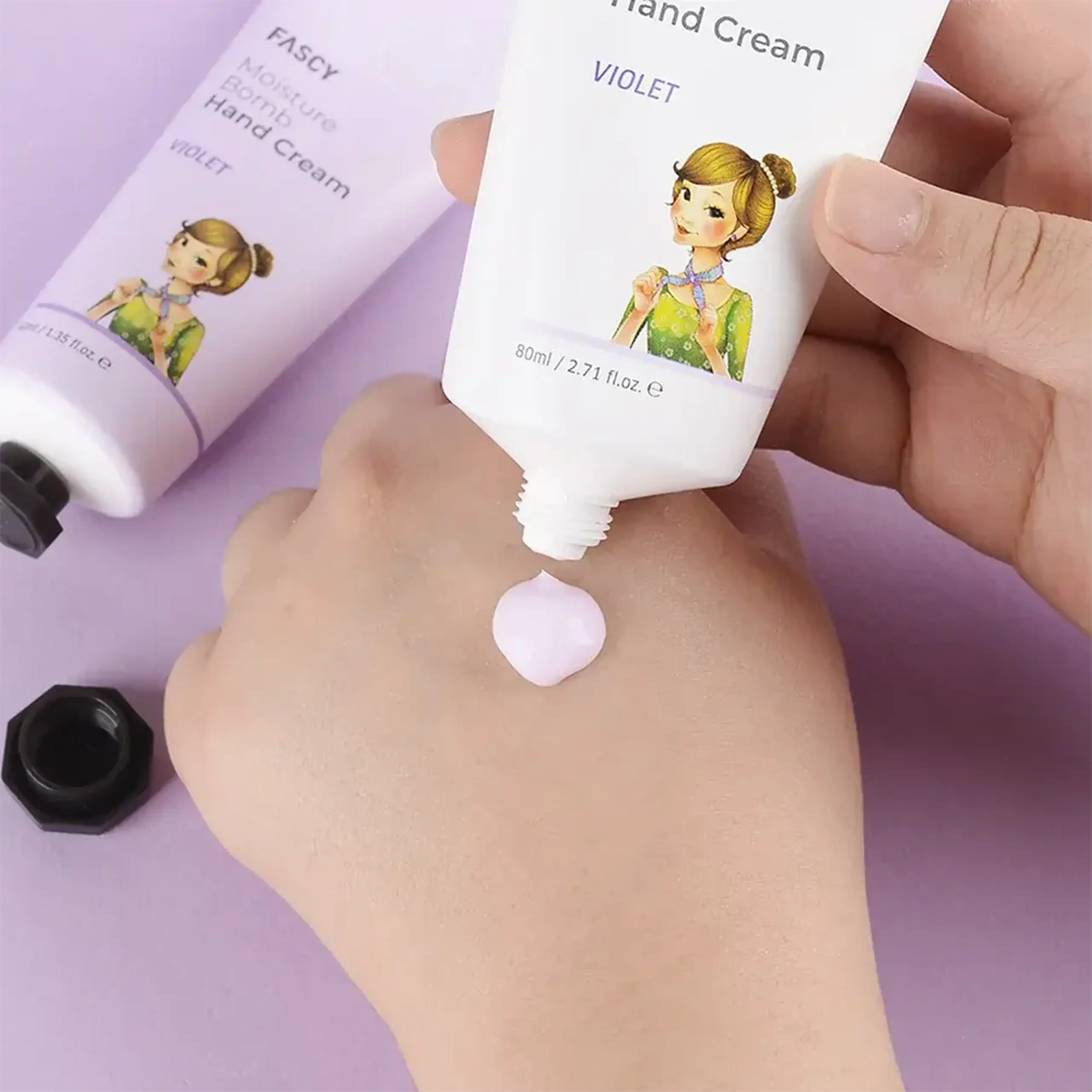 Cremă pentru mâini Moisture Bomb Hand Cream Violet 80 ml