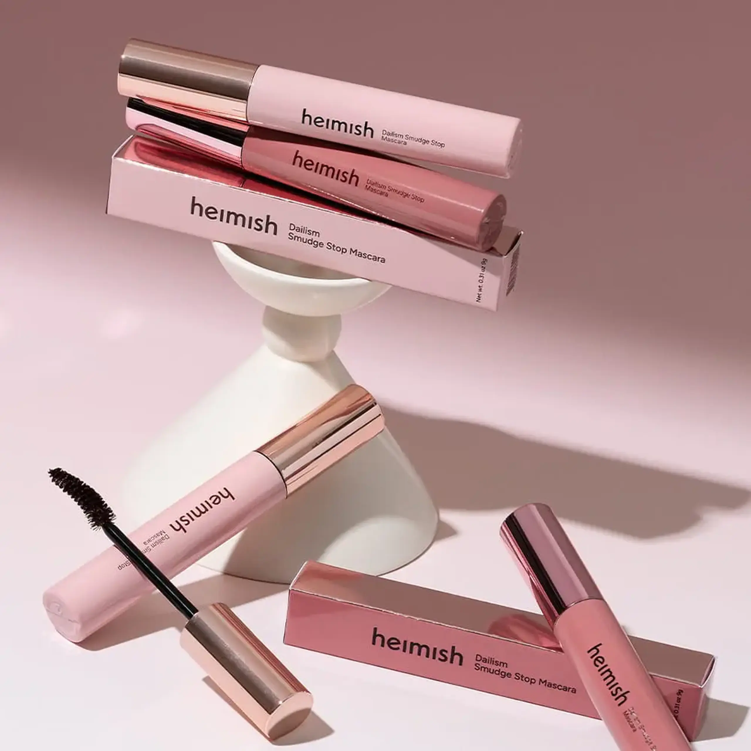 Rimel cu compuşi hidratanţi Heimish Dailism Smudge Stop mascara Volume Black