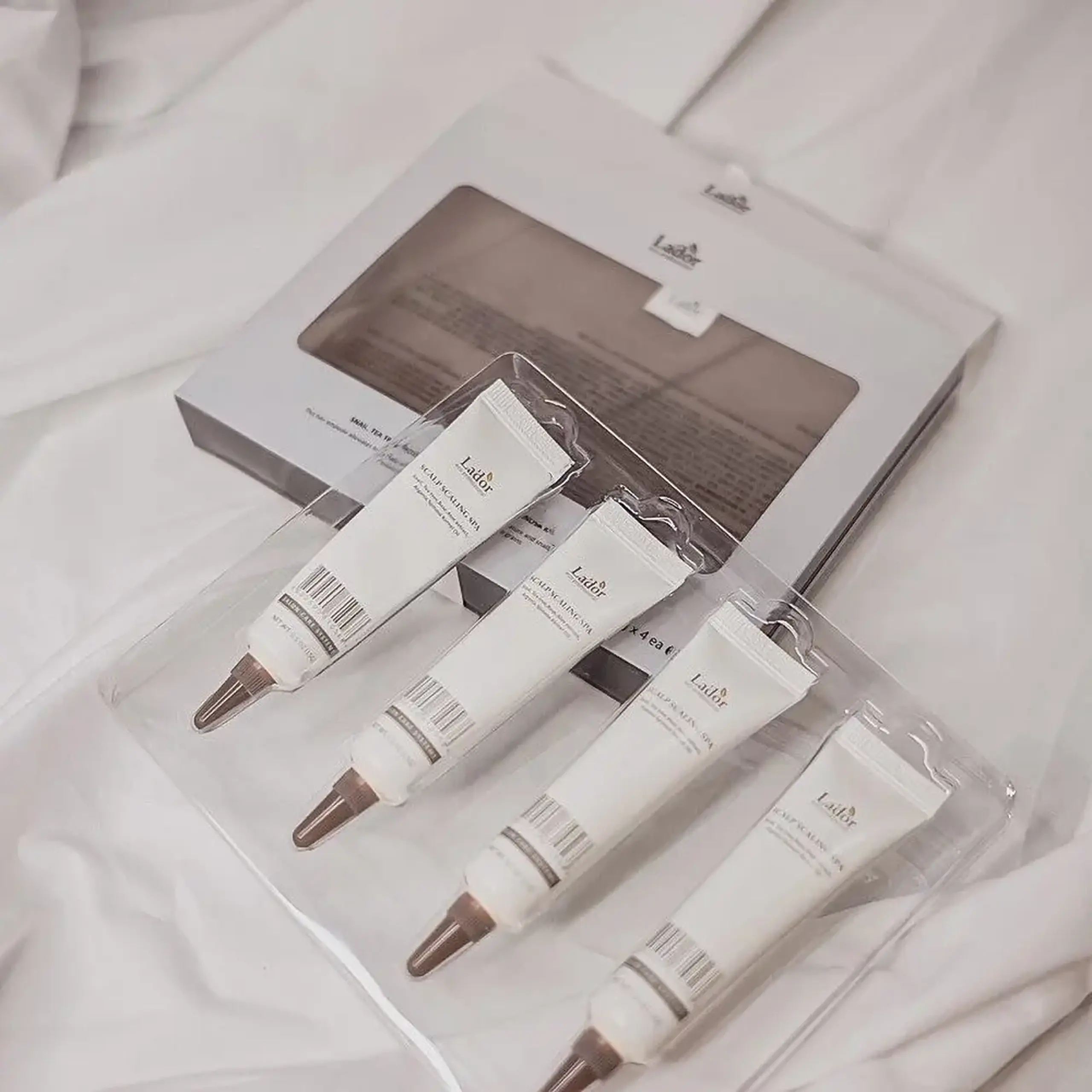 Set peeling pentru păr Lador Scalp Scaling SPA set 15g*4 pieces