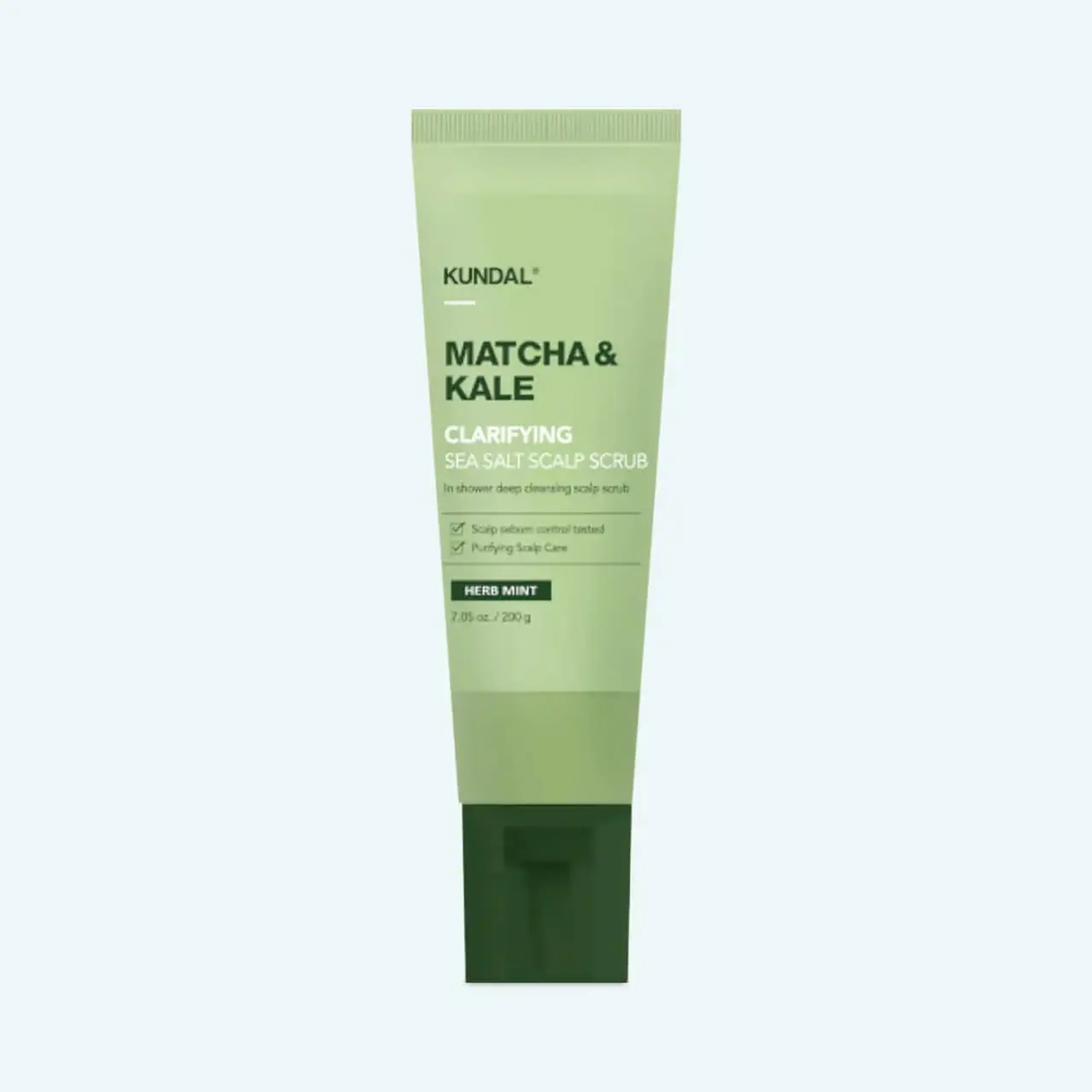 Scrub pentru scalp cu sare de mare Kundal MATCHA & KALE CLARIFYING SEA SALT SCALP SCRUB 200G - HERB MINT