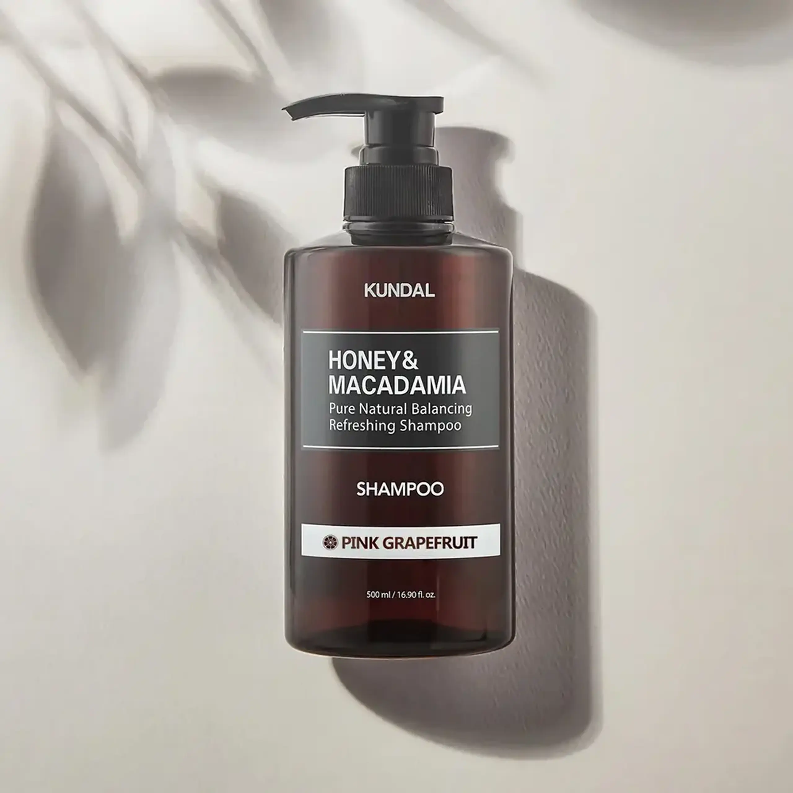 Şampon pentru păr fără sulfaţi Kundal Honey &amp; Macadamia Shampoo Pink Grapefruit 500ml