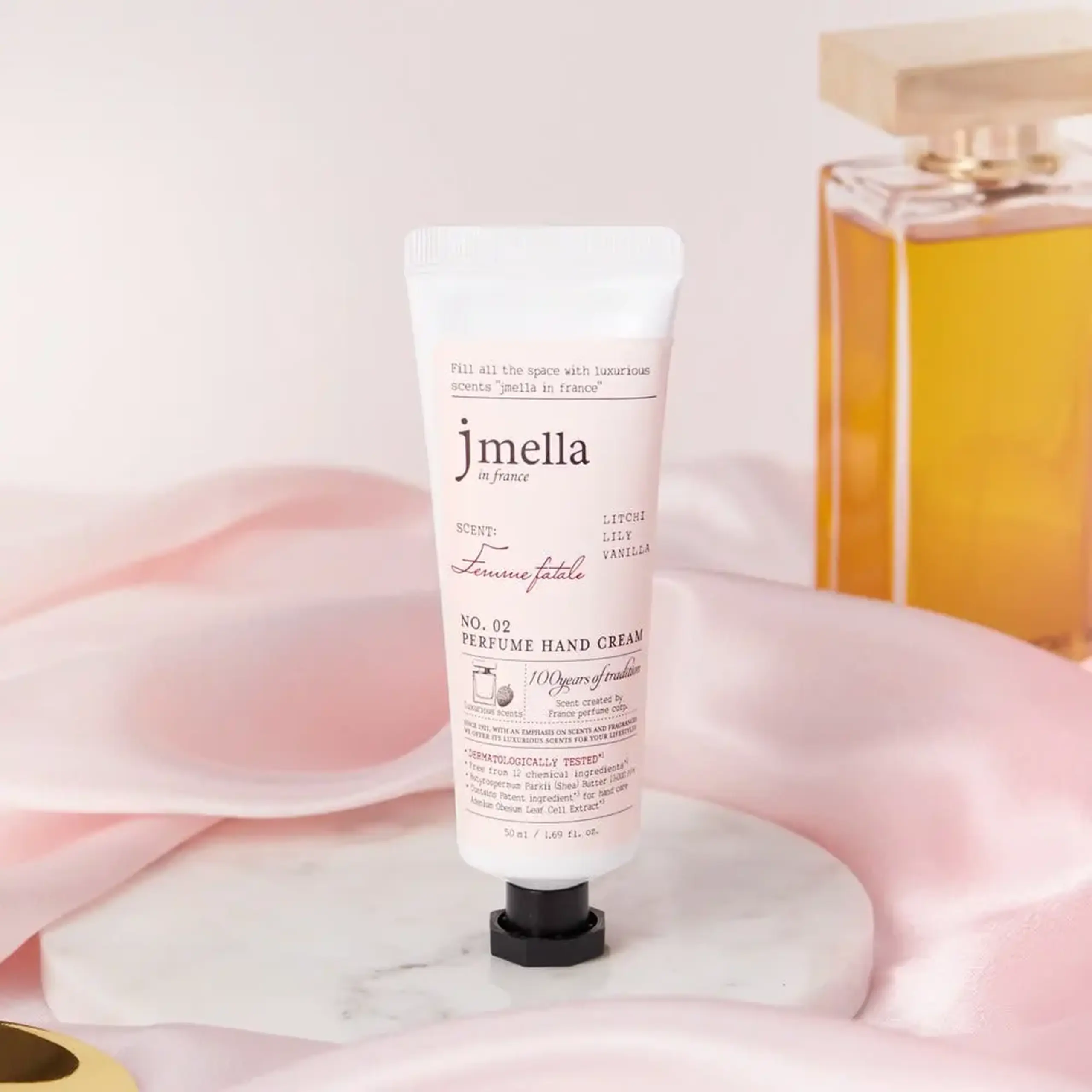 Cremă de mâini parfumată Jmella In France Femme Fatale Perfume Hand Cream 50ml