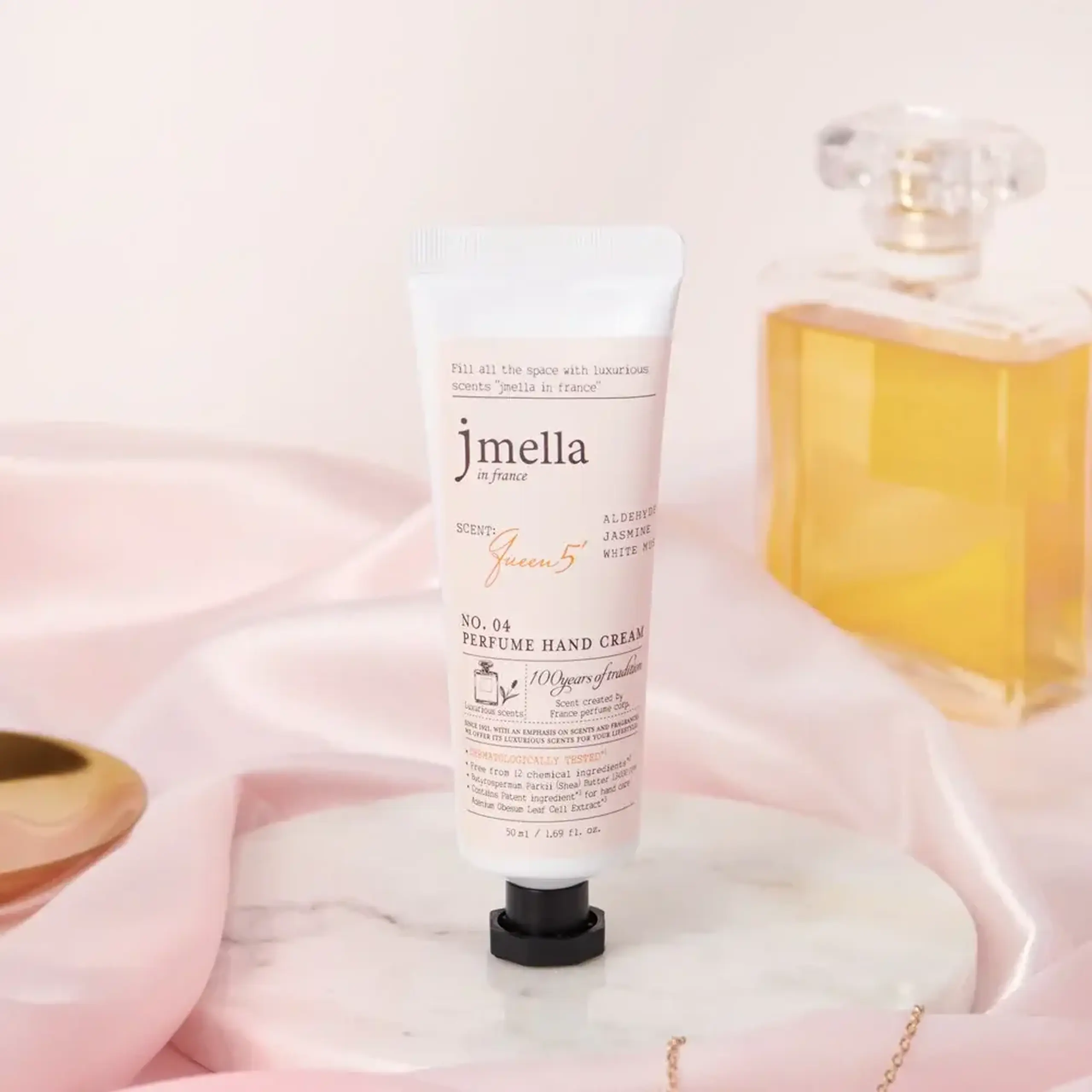 Cremă hrănitoare pentru mâini Jmella in France Perfume Hand Cream Queen 5 50ml