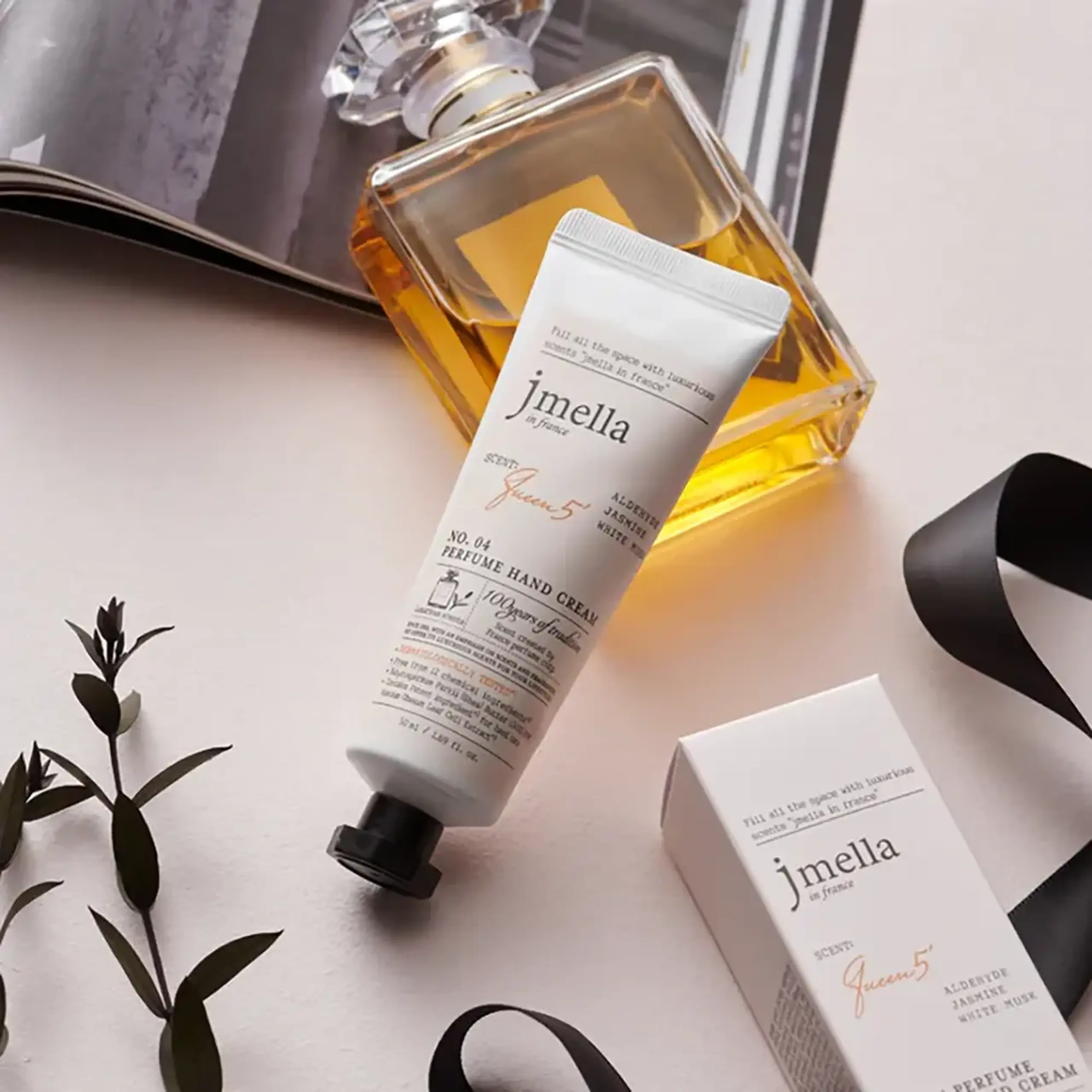 Cremă hrănitoare pentru mâini Jmella in France Perfume Hand Cream Queen 5 50ml
