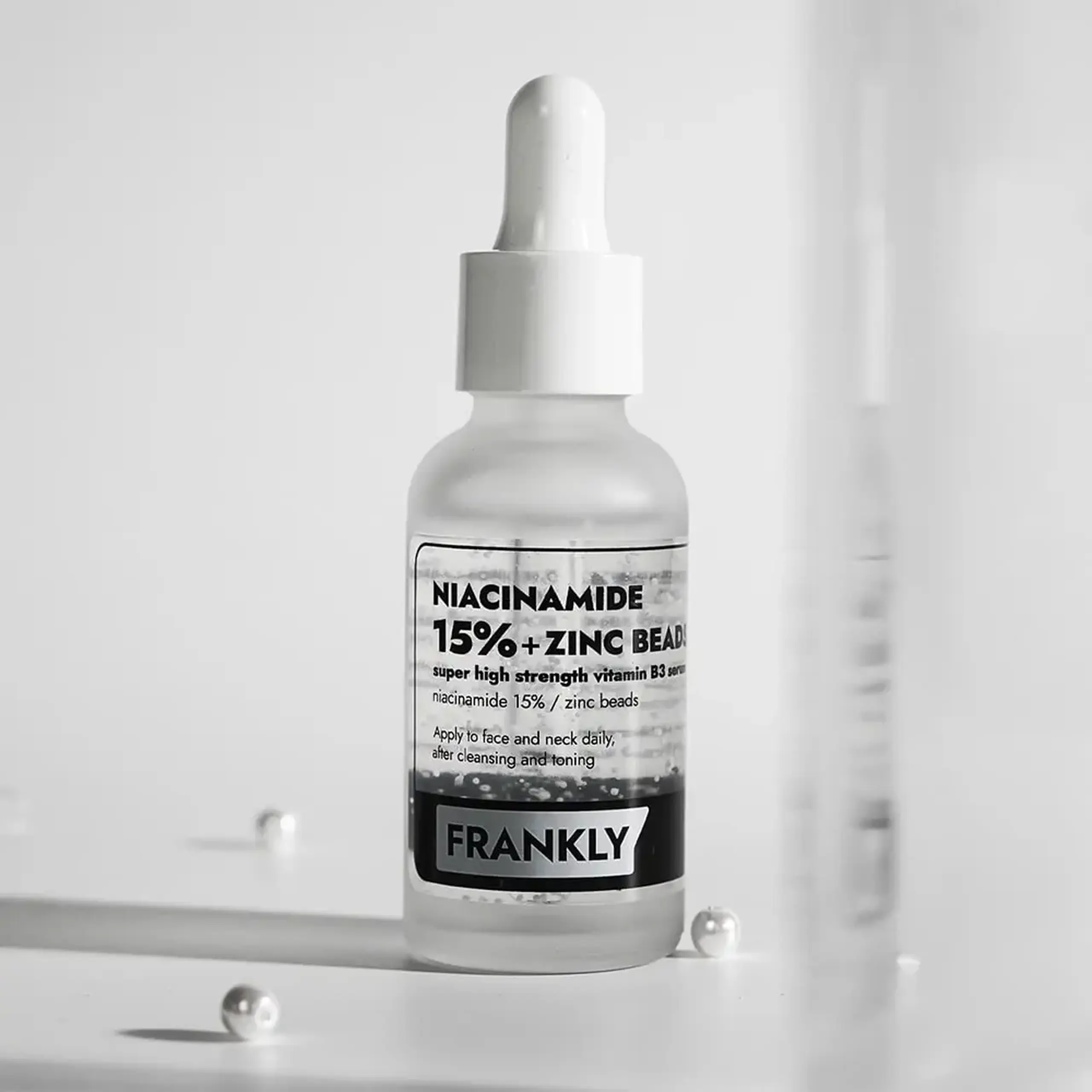Ser echilibrant Frankly Niacinamide 15% Zinc Beads Serum 30ml