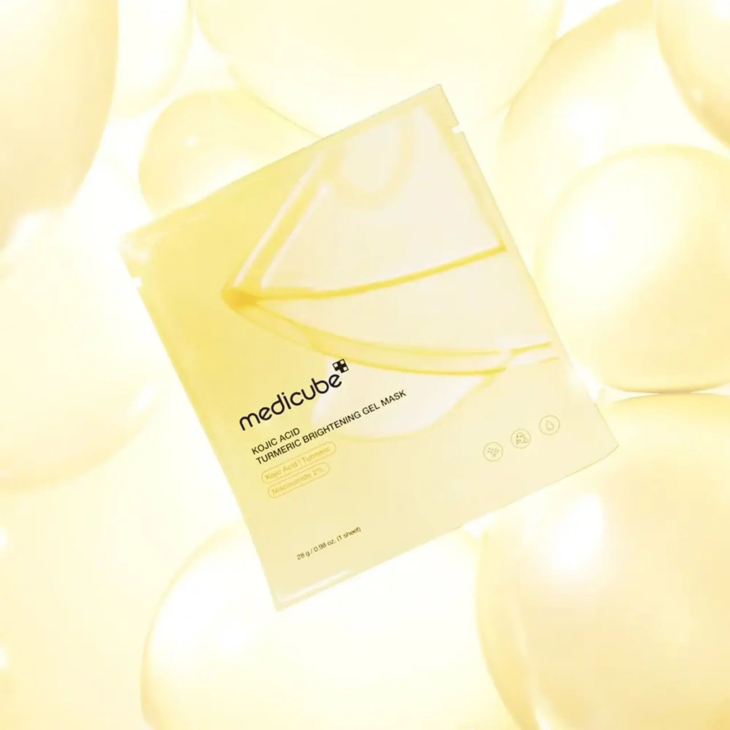 Mască hidrogel iluminatoare Medicube Kojic Acid & Turmeric Brightening Gel Mask