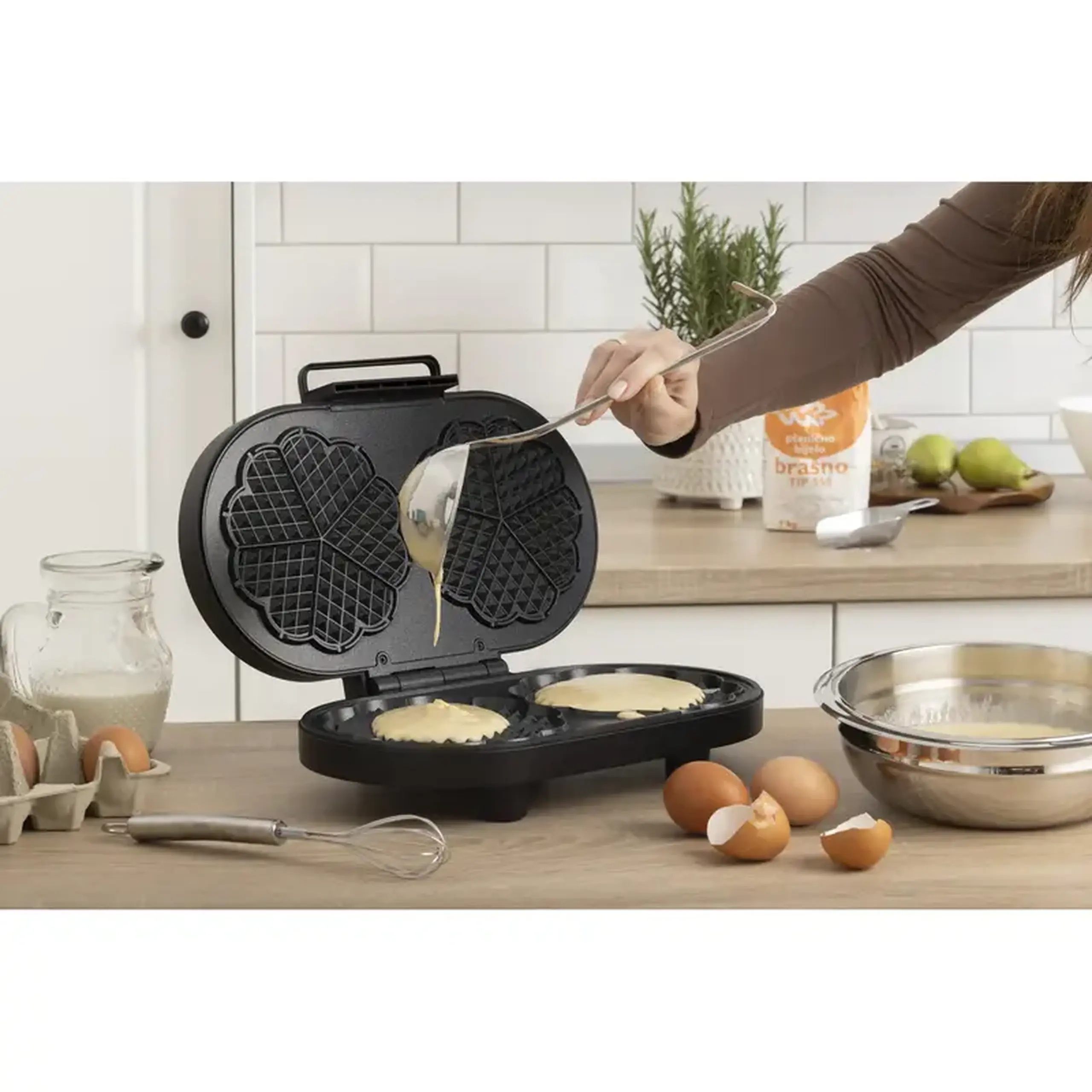 Aparat pentru vafe Gorenje WM1200B, Negru