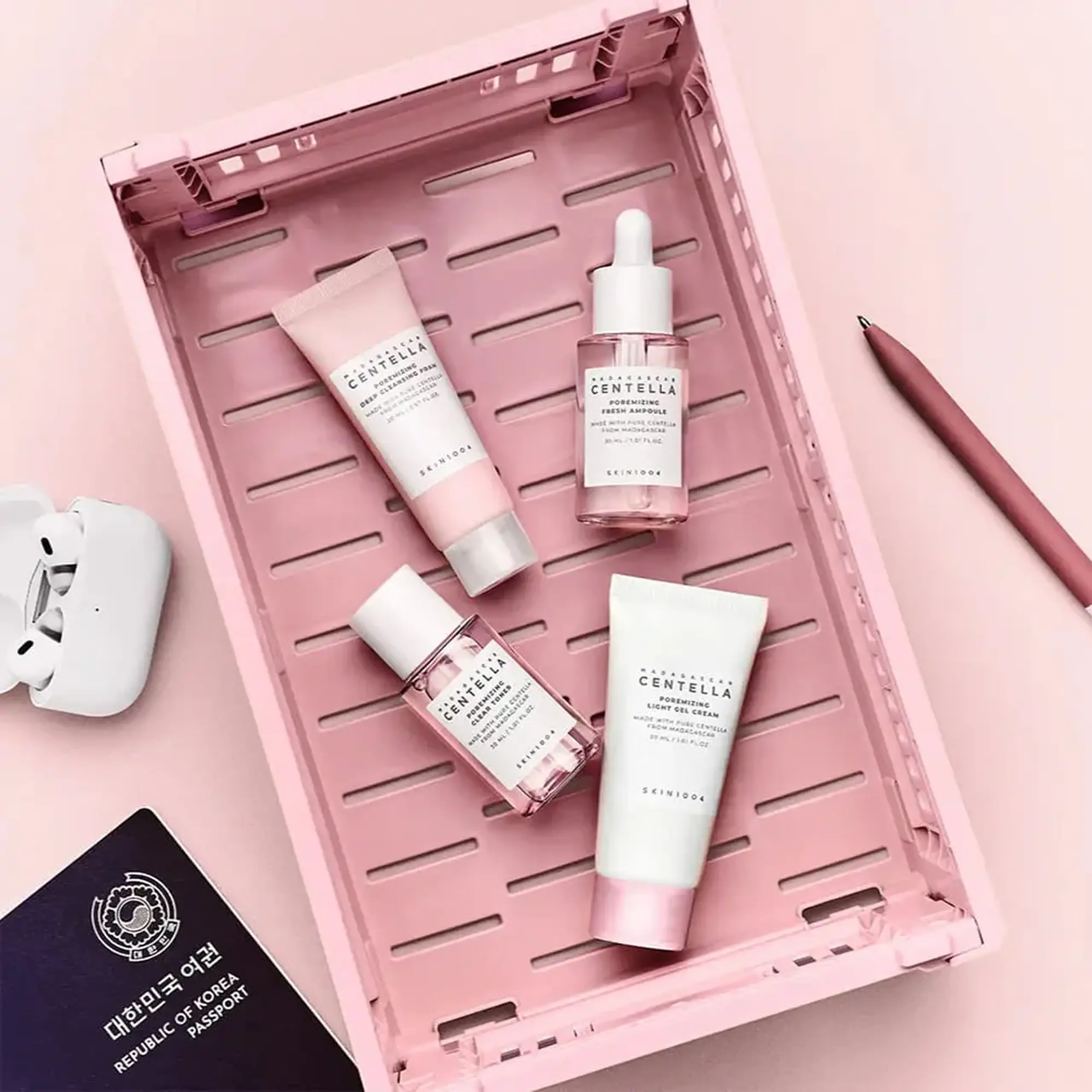 Set pentru față SKIN1004 Madagascar Centella Poremizing Travel Kit