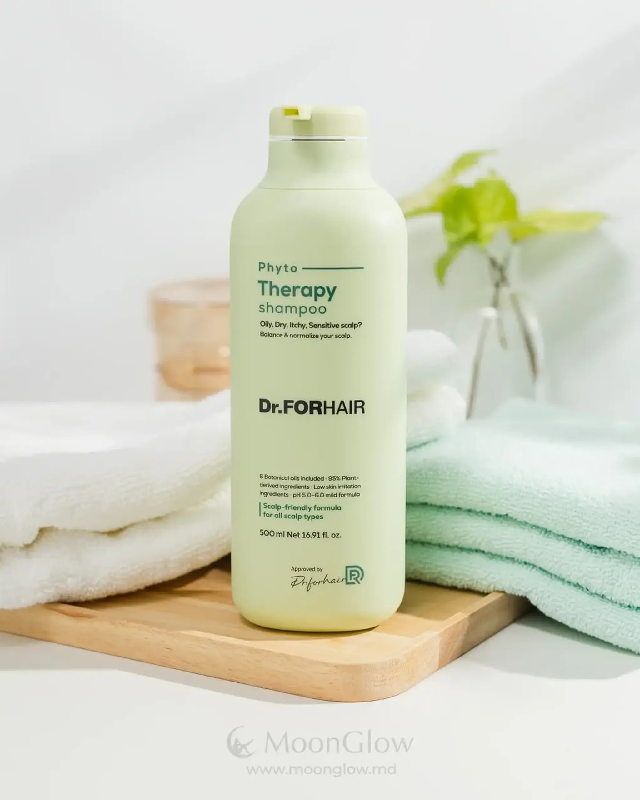 Şampon cu complex de uleiuri vegetale Dr.ForHair Phyto Therapy Shampoo 500 ml