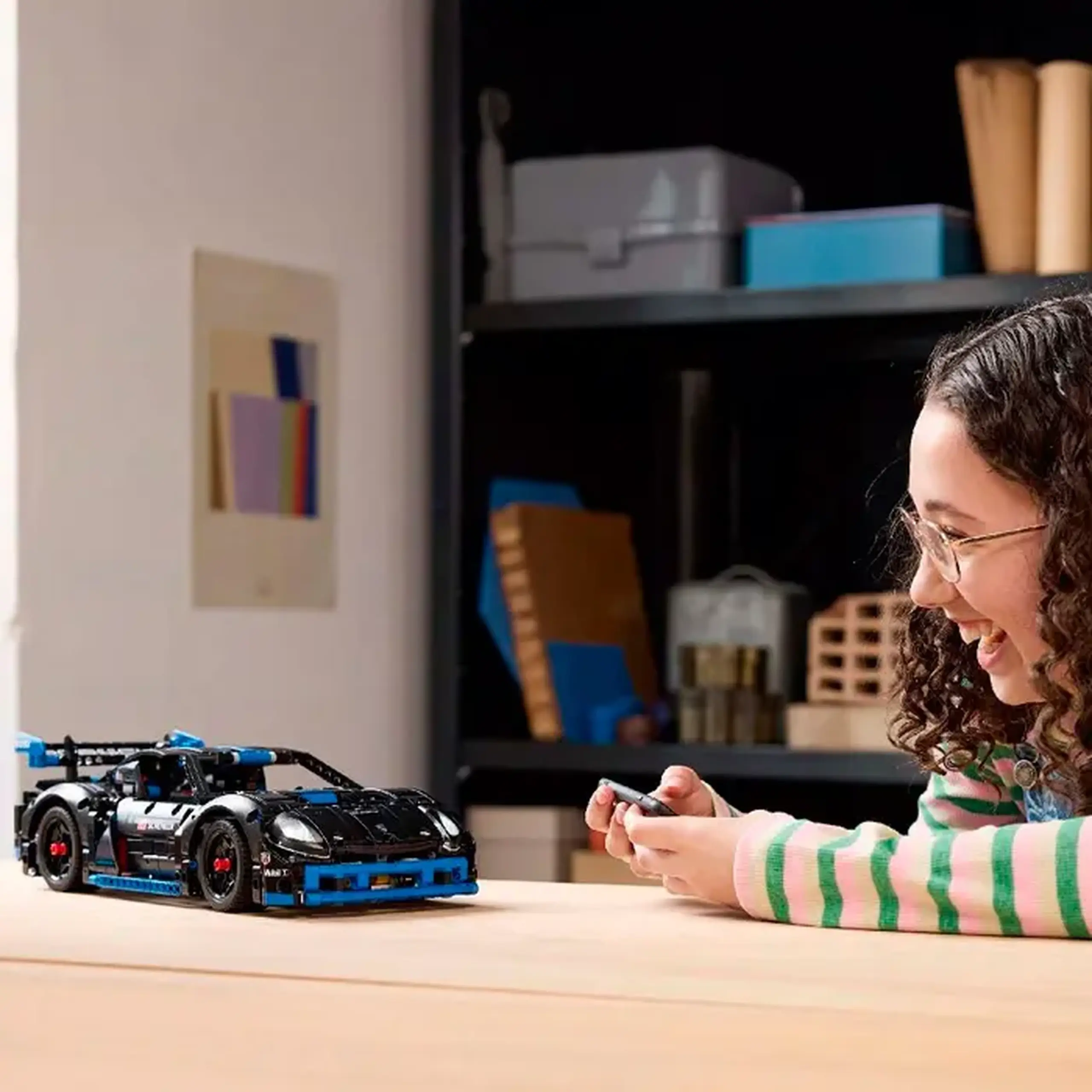 Lego Technic RC Porsche GT4 42176
