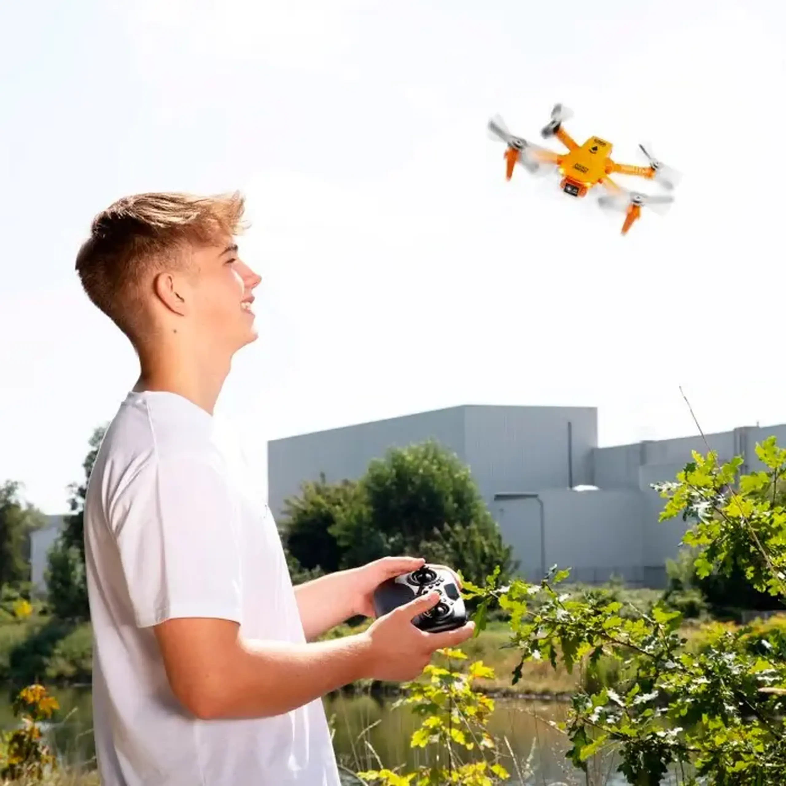 Quadcopter cu telecomanda "Revell" Pocket Drone 23810