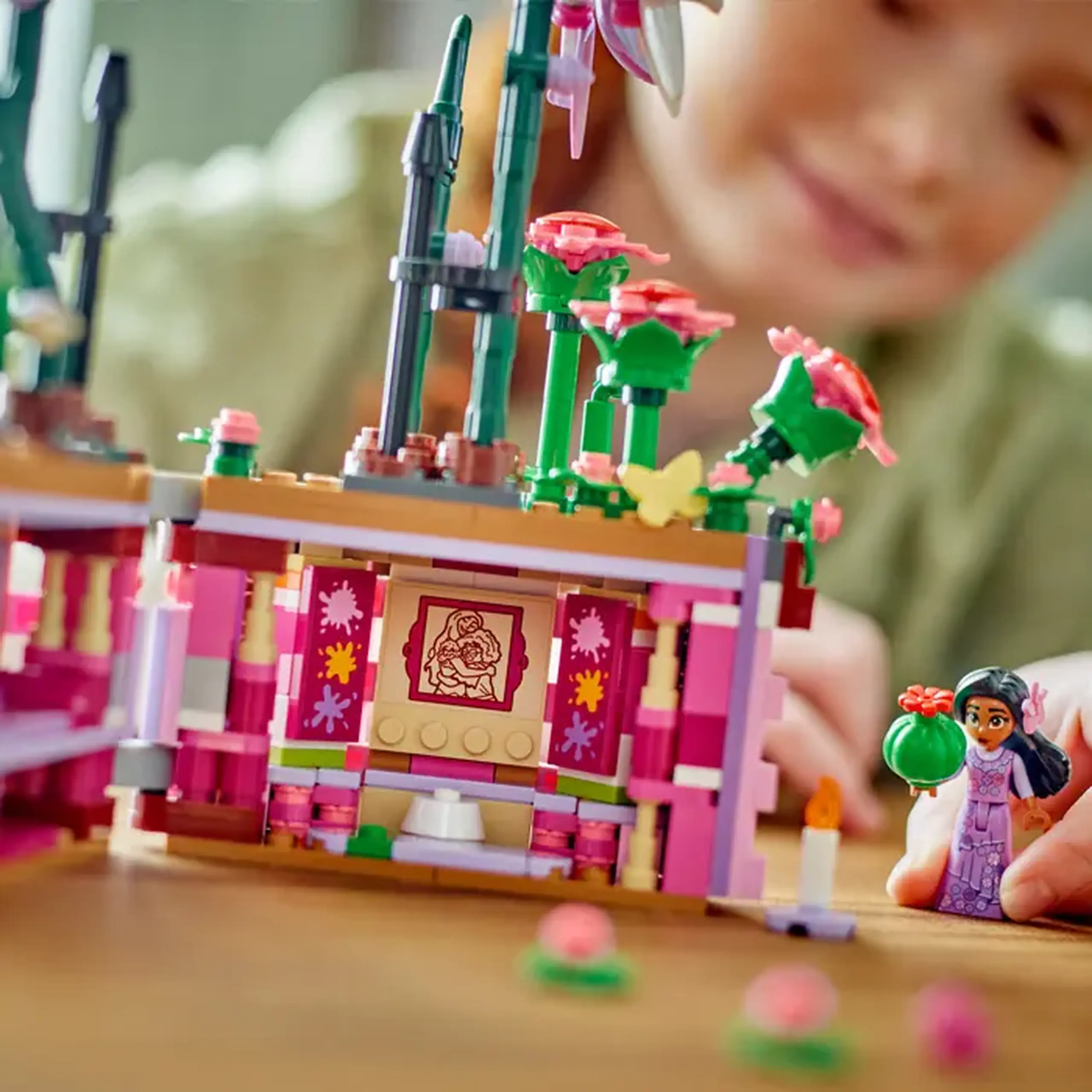 Lego Disney Encanto 43237