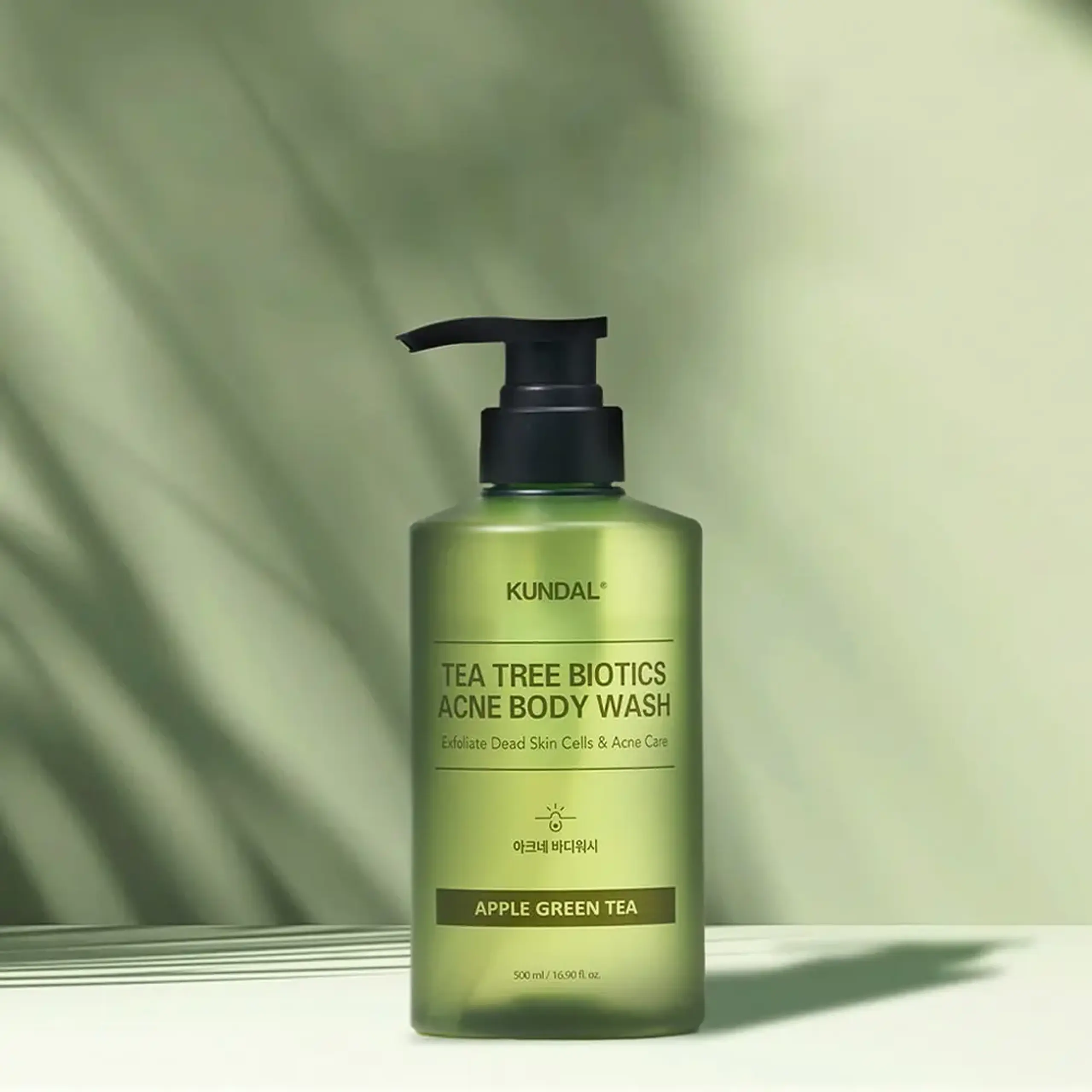 Gel de duş pentru corpul predispusă la iritații Kundal Tee Tree Bioticts Acne Body Wash Apple Green Tea 500ml