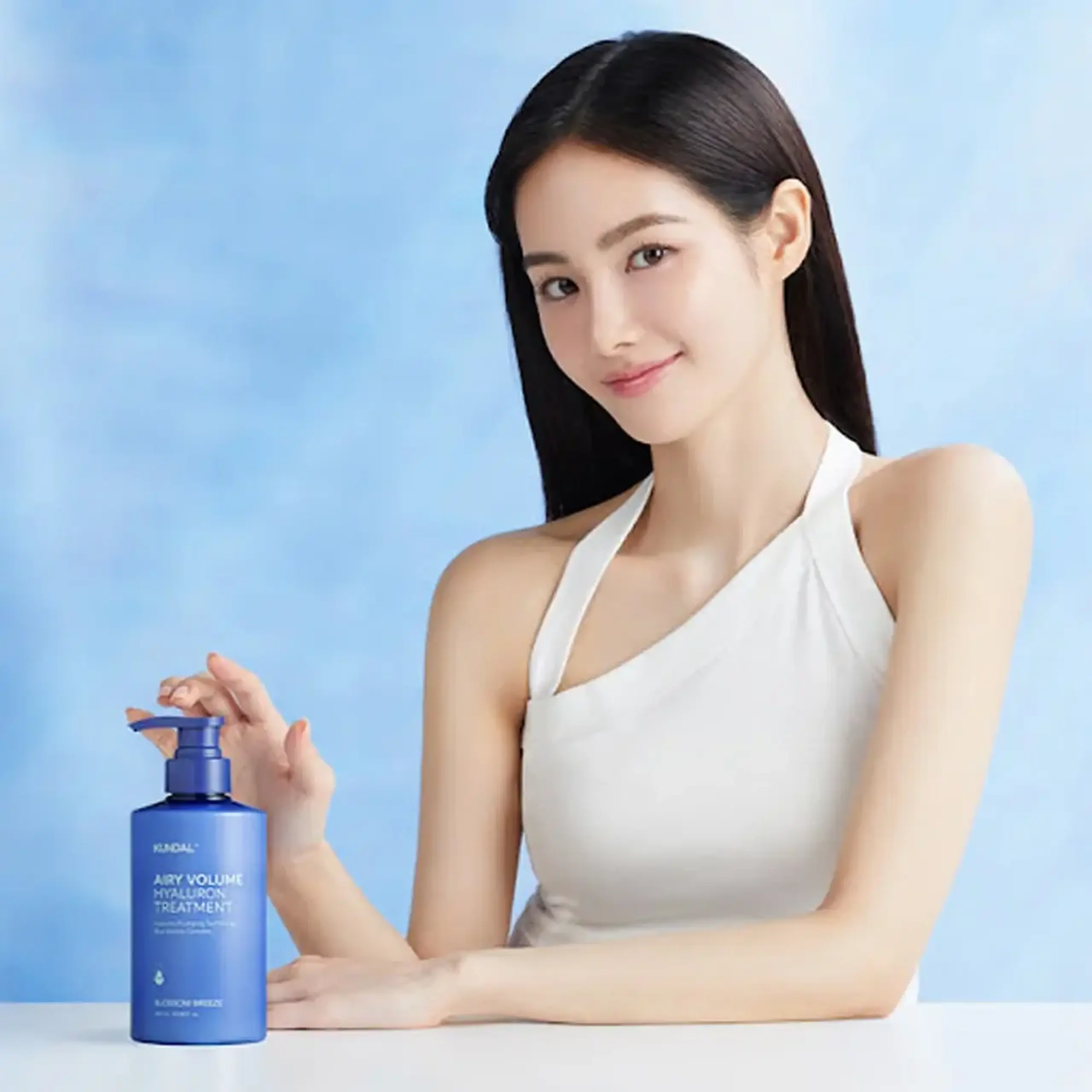 Balsam/tratament pentru volum Kundal Airy Volume Hyaluron Treatment Blossom Breeze 500ml