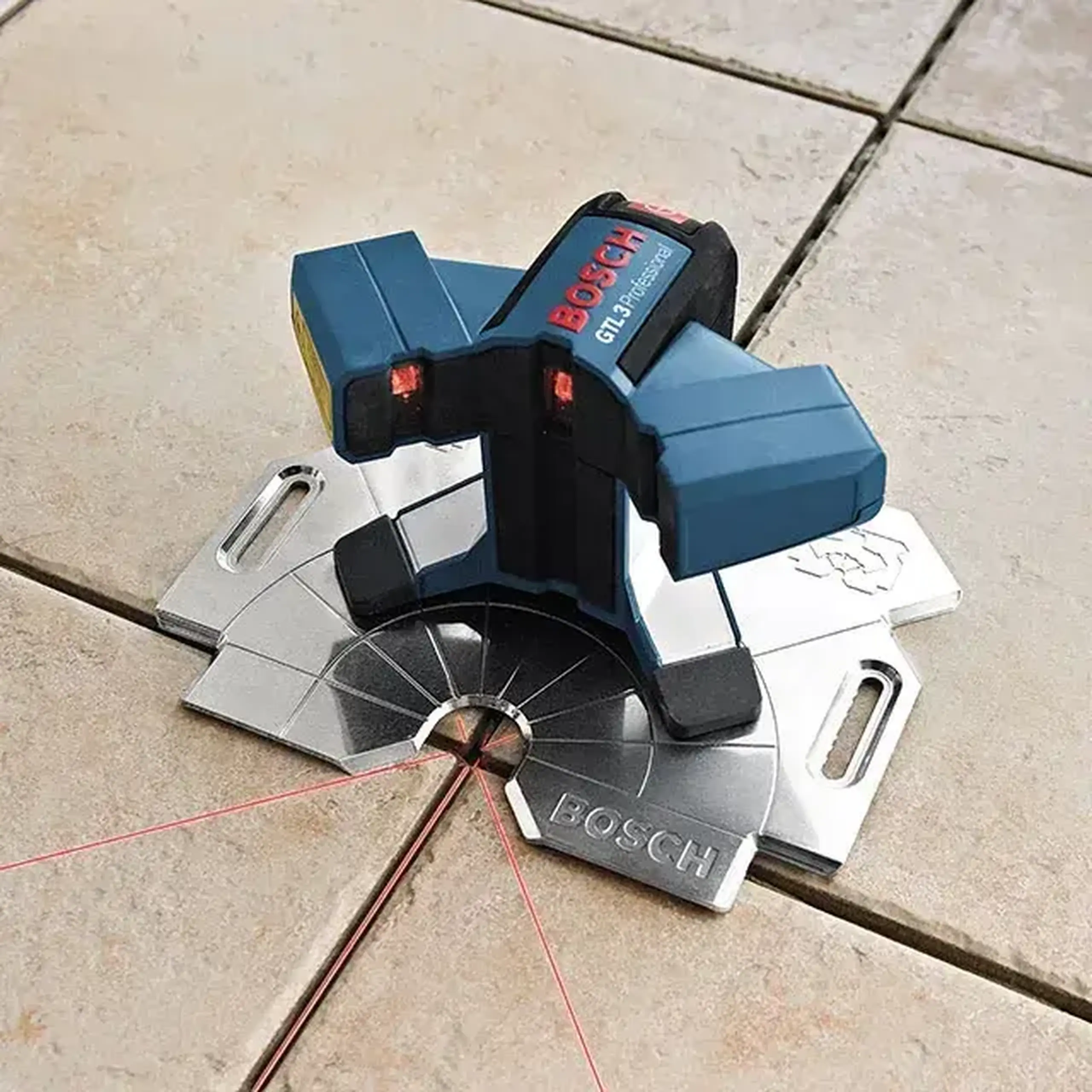 Nivelă cu laser GTL3 Roșu 20 m 6 V IP54 Bosch