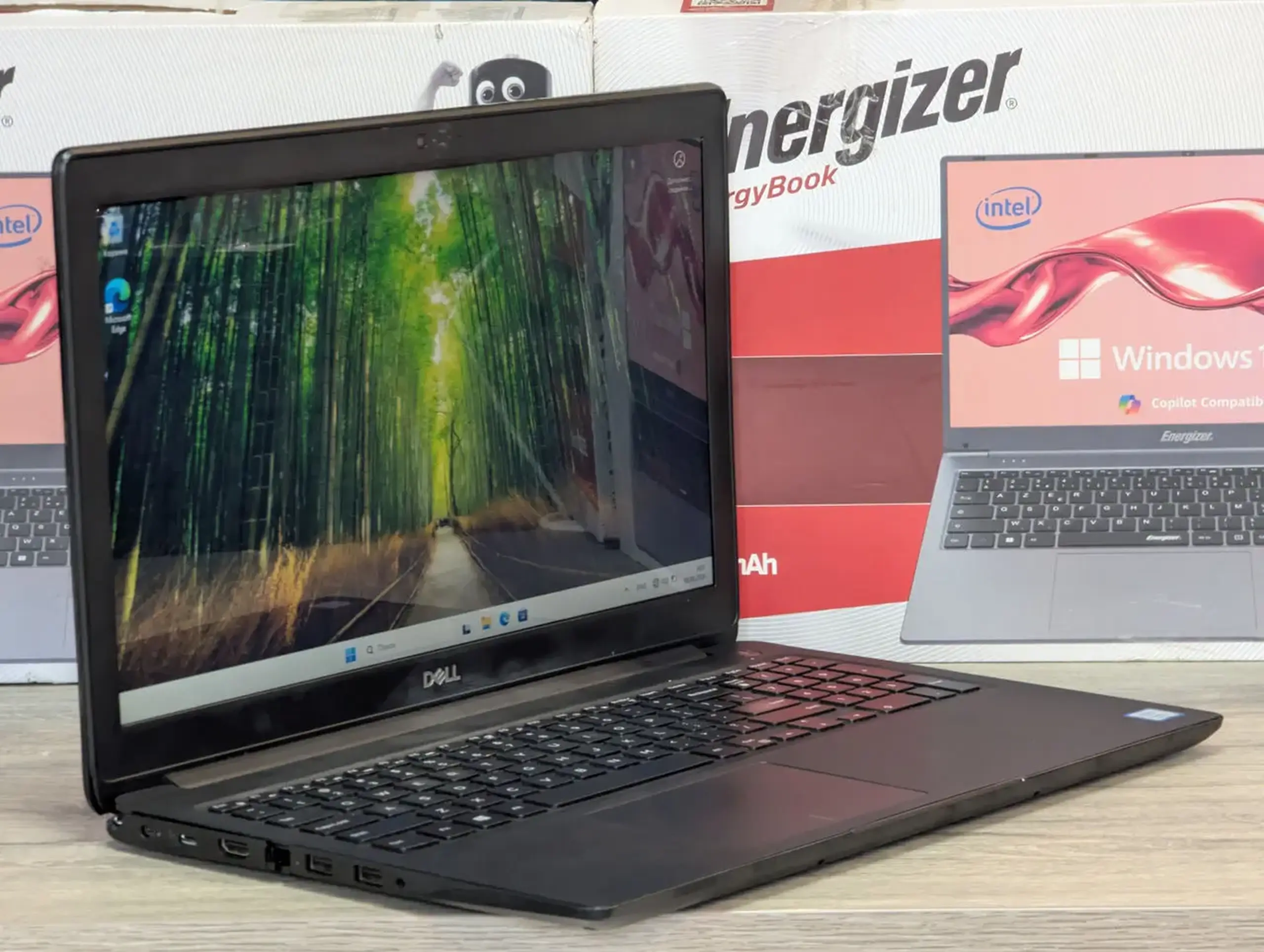 Dell Latitude 3500 | Intel Core i3-8145U | 8GB | 128GB | Intel UHD | 15.6" HD