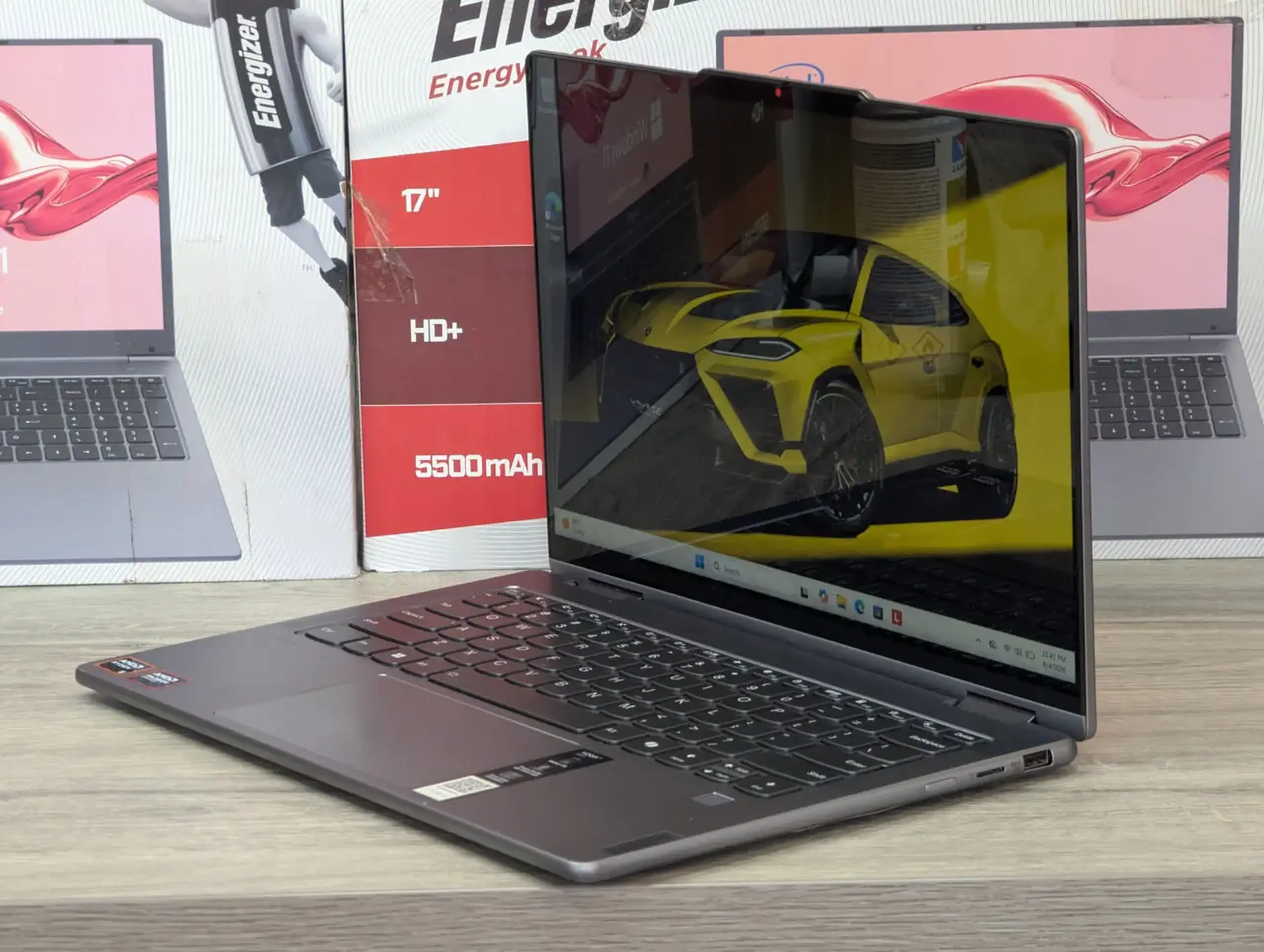 Lenovo Yoga 7 2-in-1 | AMD Ryzen 5 8640HS | 8GB | 512GB | Radeon 760M | 14.0" Touch
