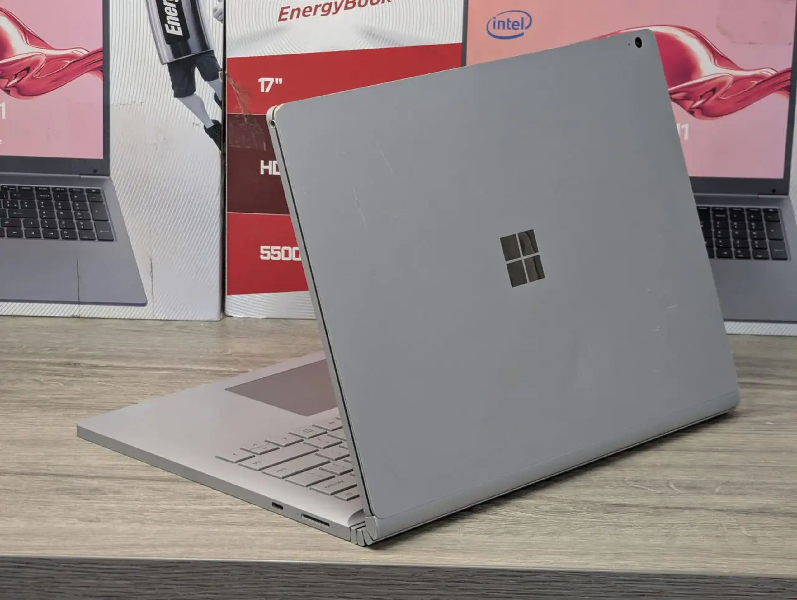 Microsoft Surface Book 3 13.5" Touch | i7-1065G7 | 16GB | 256GB | GTX 1650