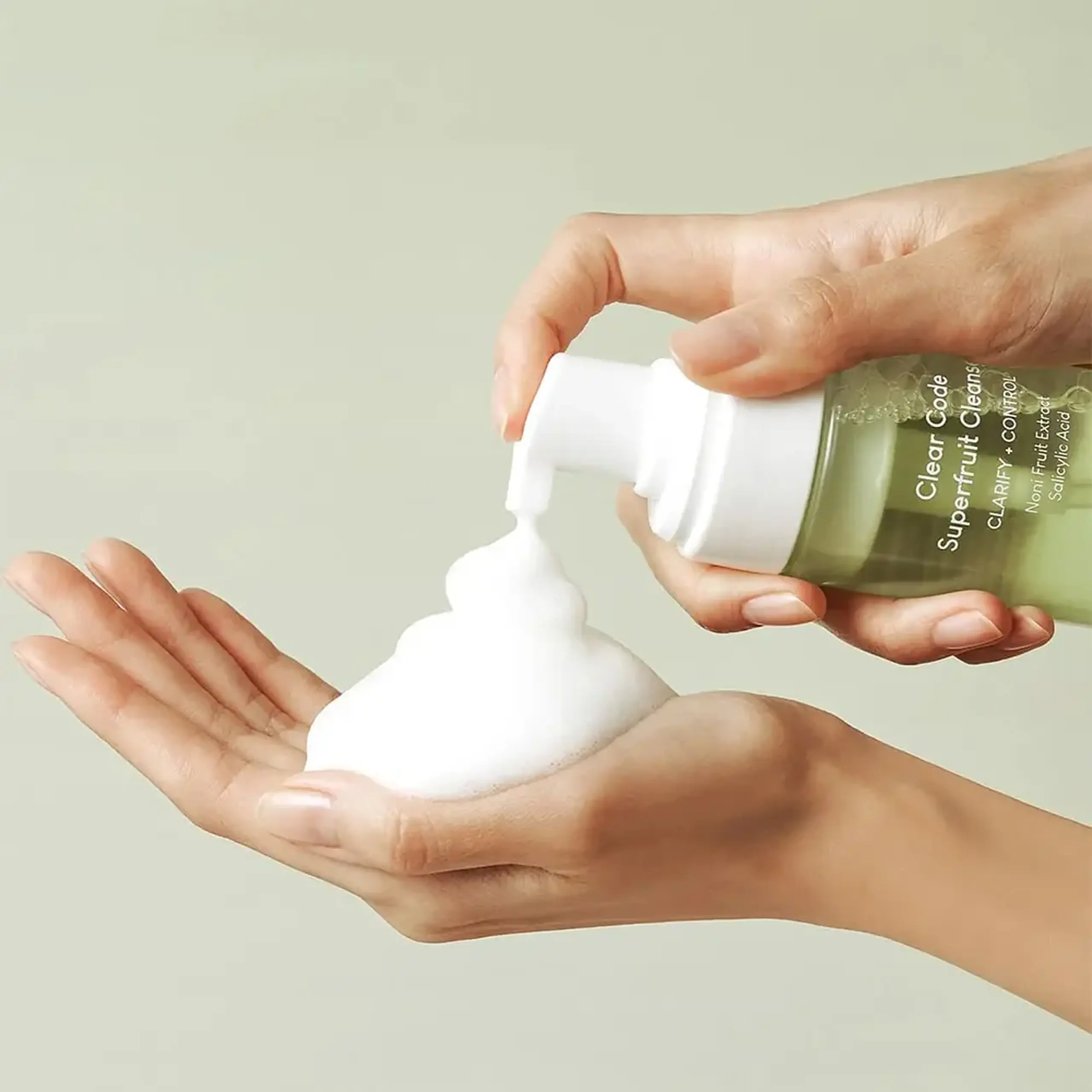 Spumă de curățare pentru piele grasă si mixtă Purito SEOUL - Clear Code Superfruit Cleanser 150ml