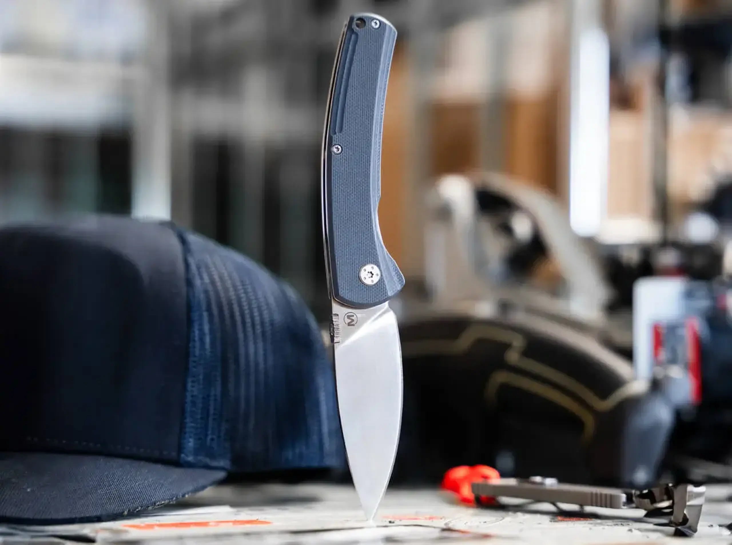 Cuțit Boker Magnum Huayna Blue