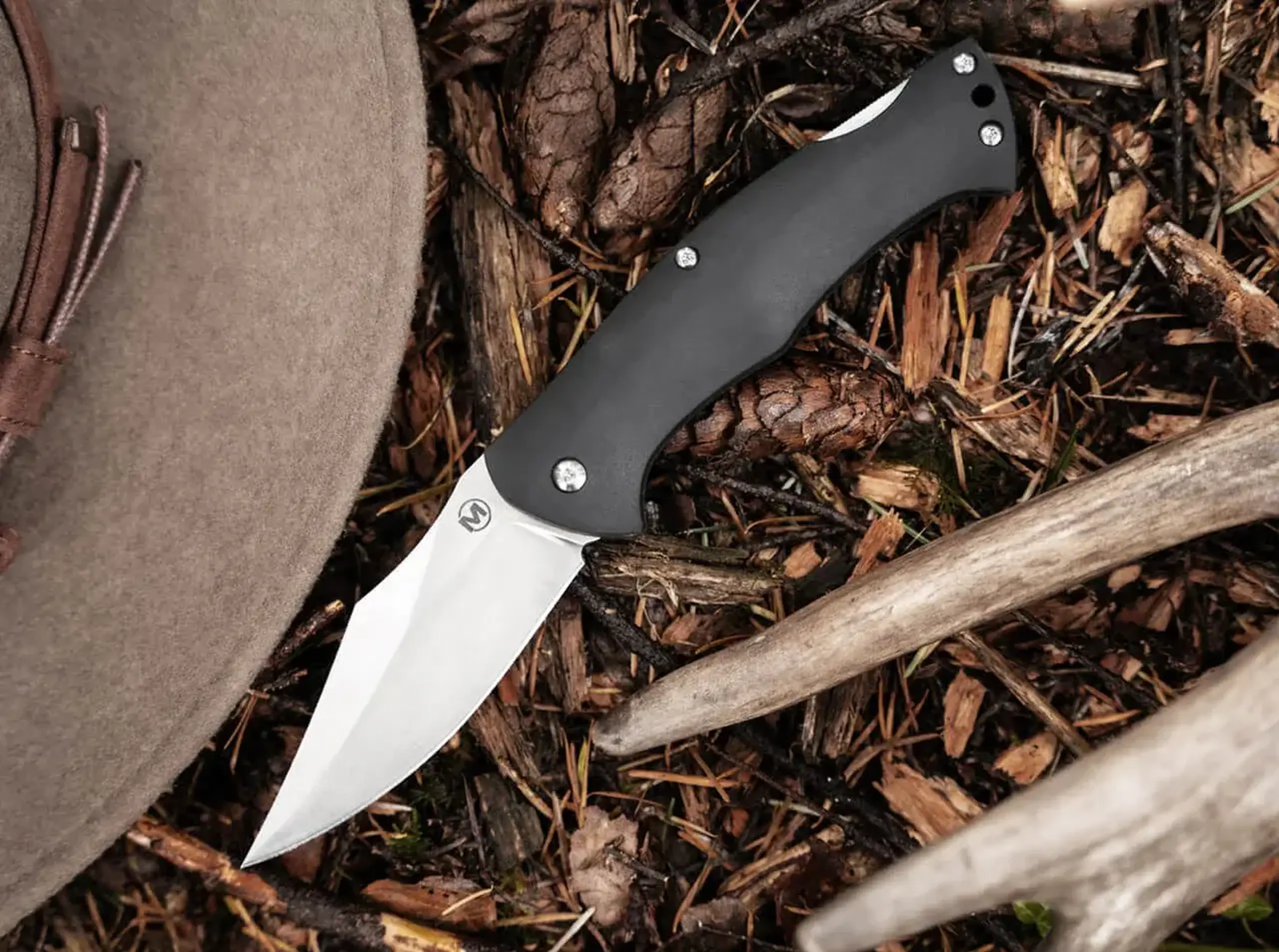 Cuțit Boker Magnum Echidna