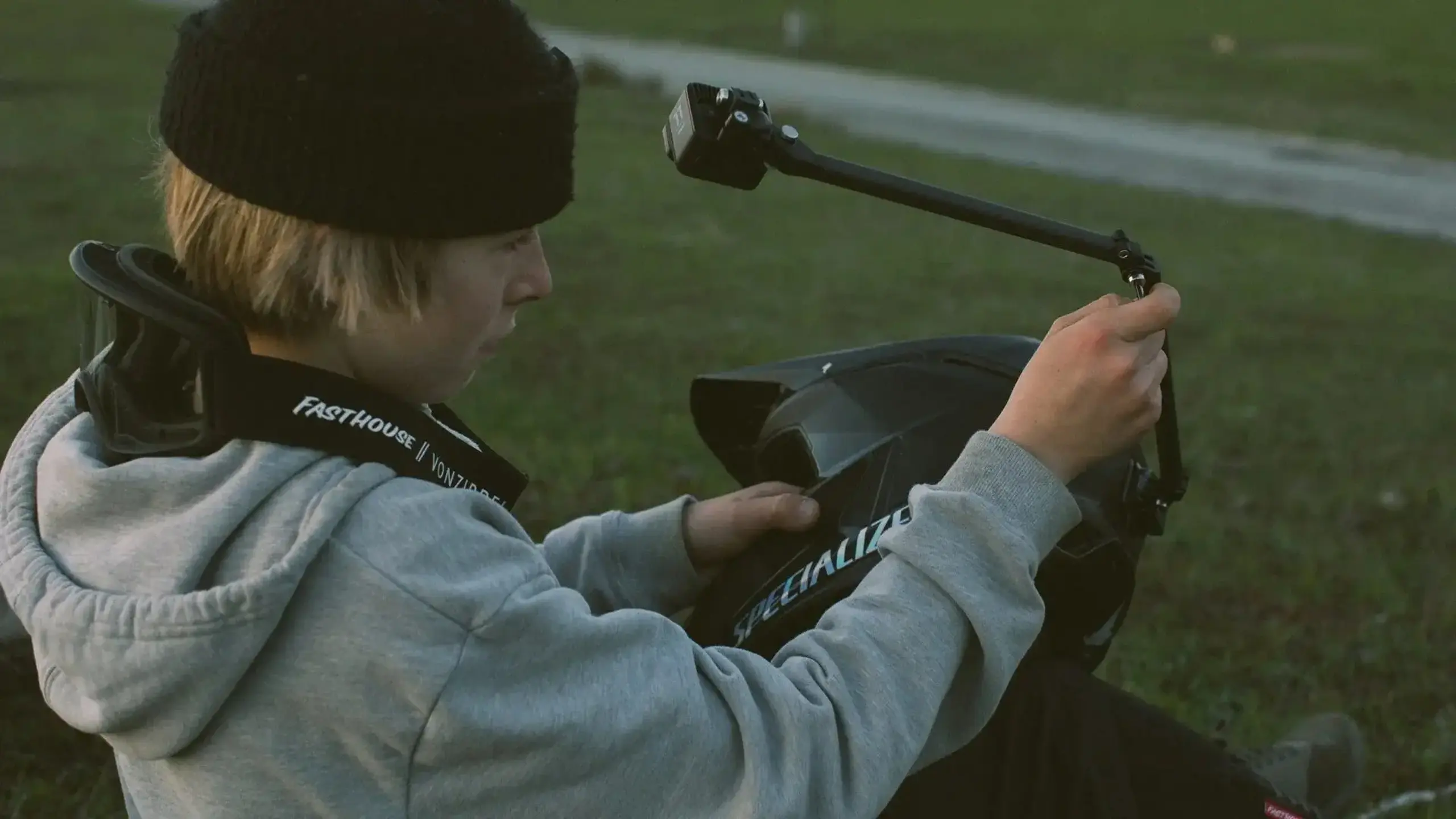 Крепление GoPro Boom + клеящиеся крепления Adhesive Mounts (AEXTM-001)