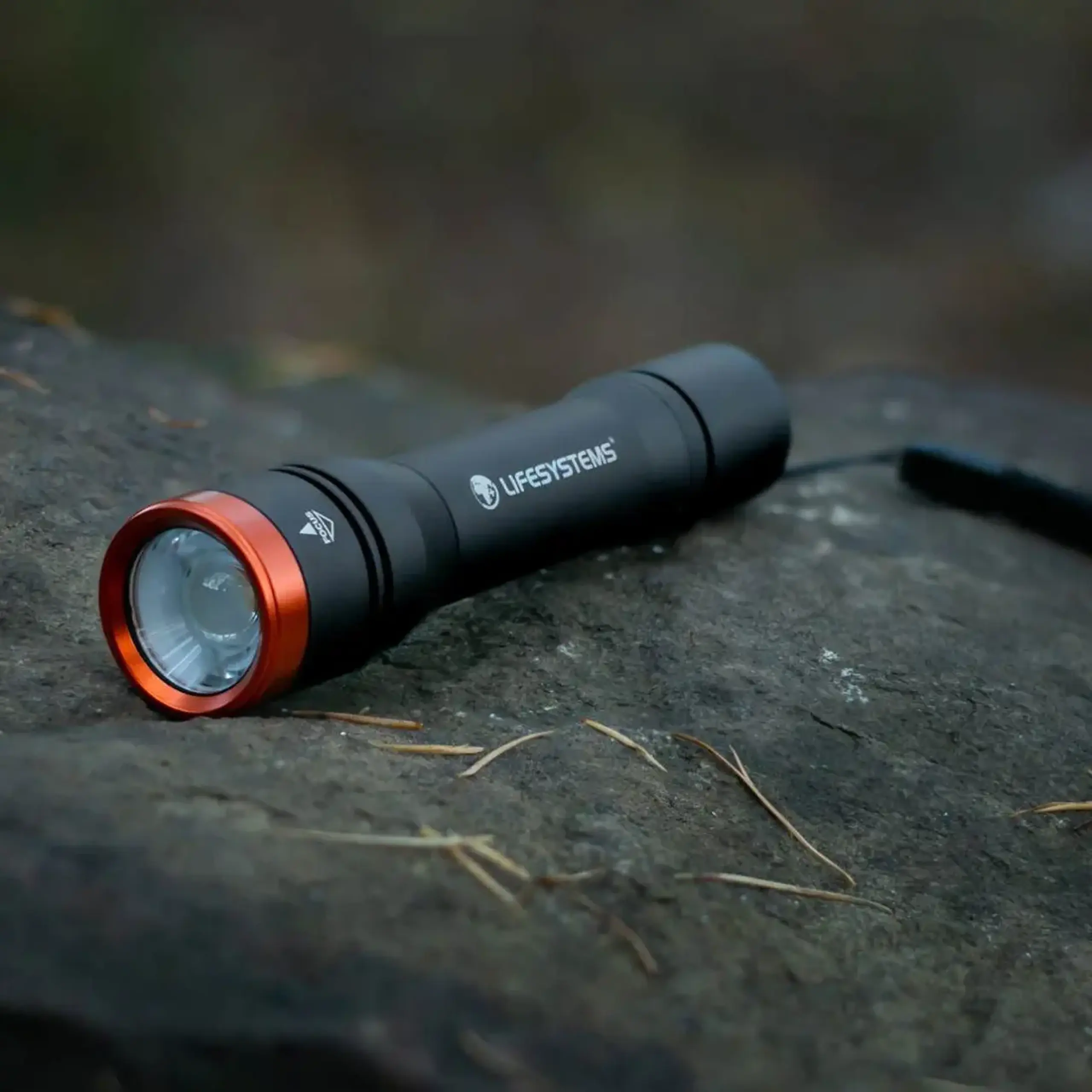 Lanternă Lifesystems Intensity 545 Hand Torch