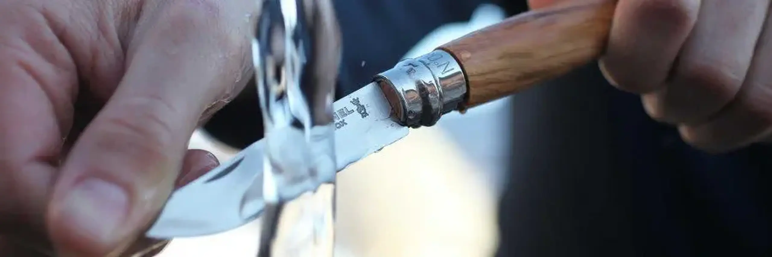 Cuţit Opinel Stainless Steel Olive wood №8