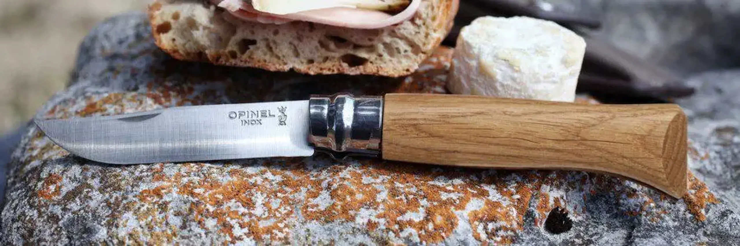 Cuţit Opinel Stainless Steel Oak handle №8