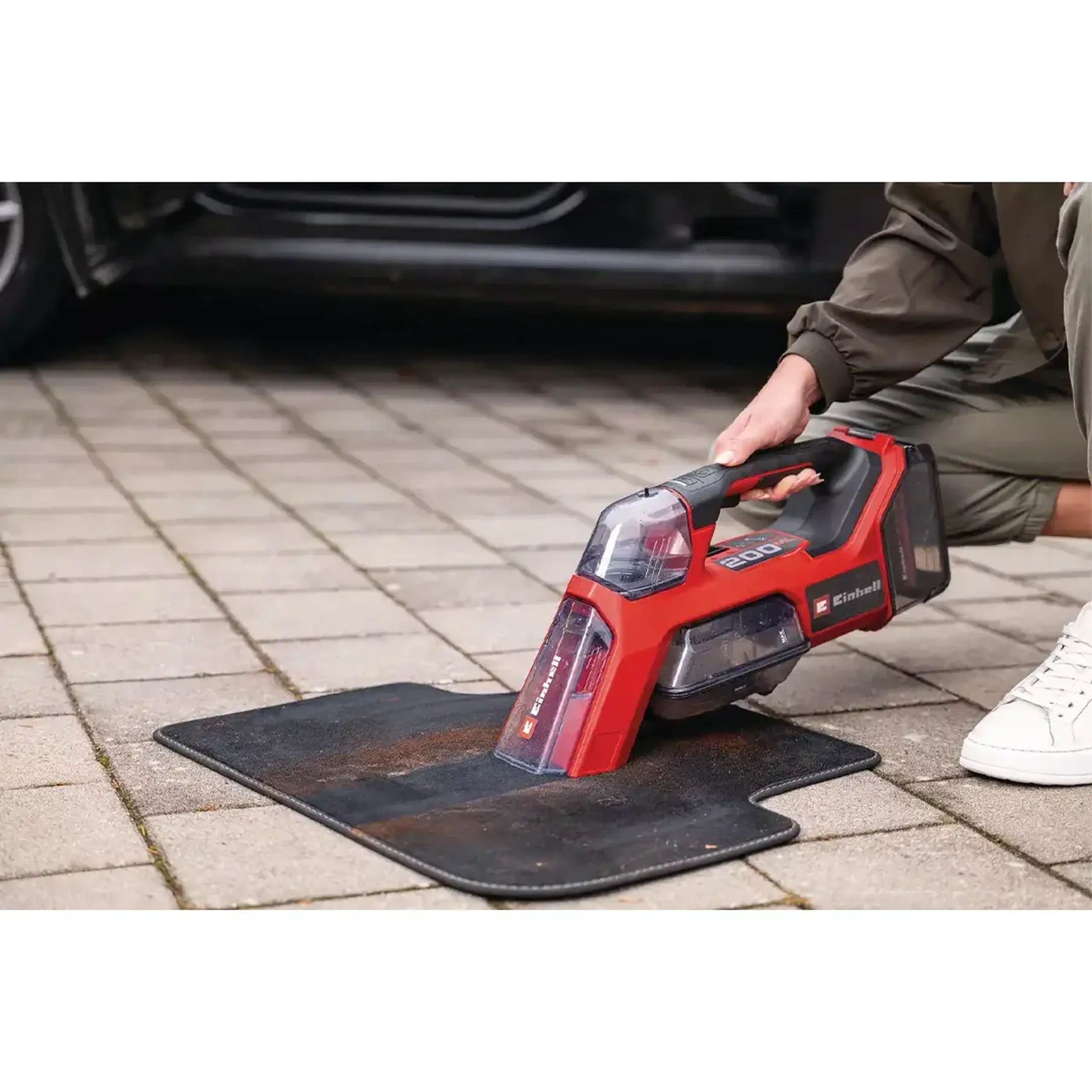 Aspirator pe acumulator pentru pete TE-SCL 18/200 Li 18 V Einhell