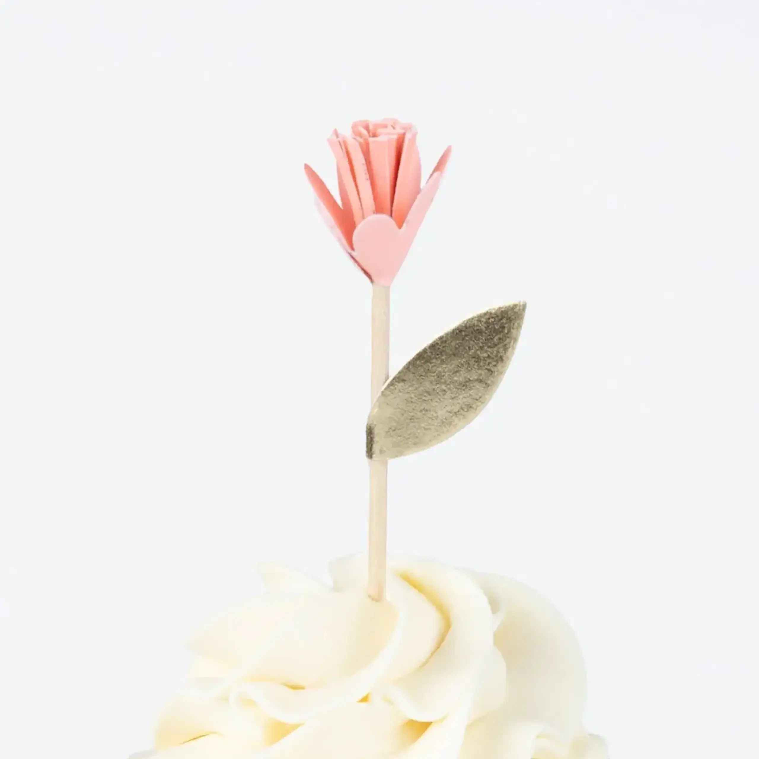 Set pentru decorarea brioselor cu unicorni si flori pastel