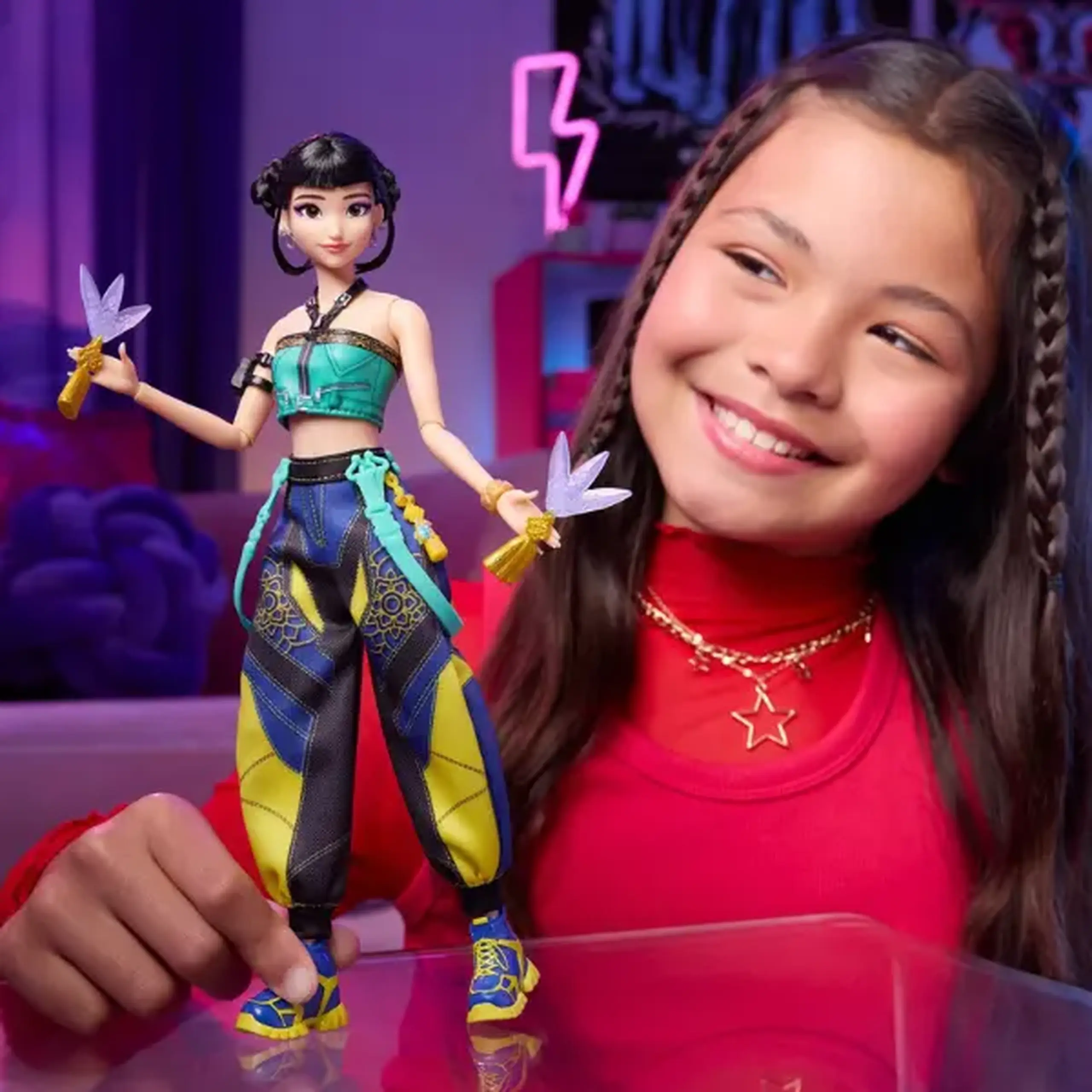 Figurină Kpop Vânătorii de demoni „Zoey” cu accesorii