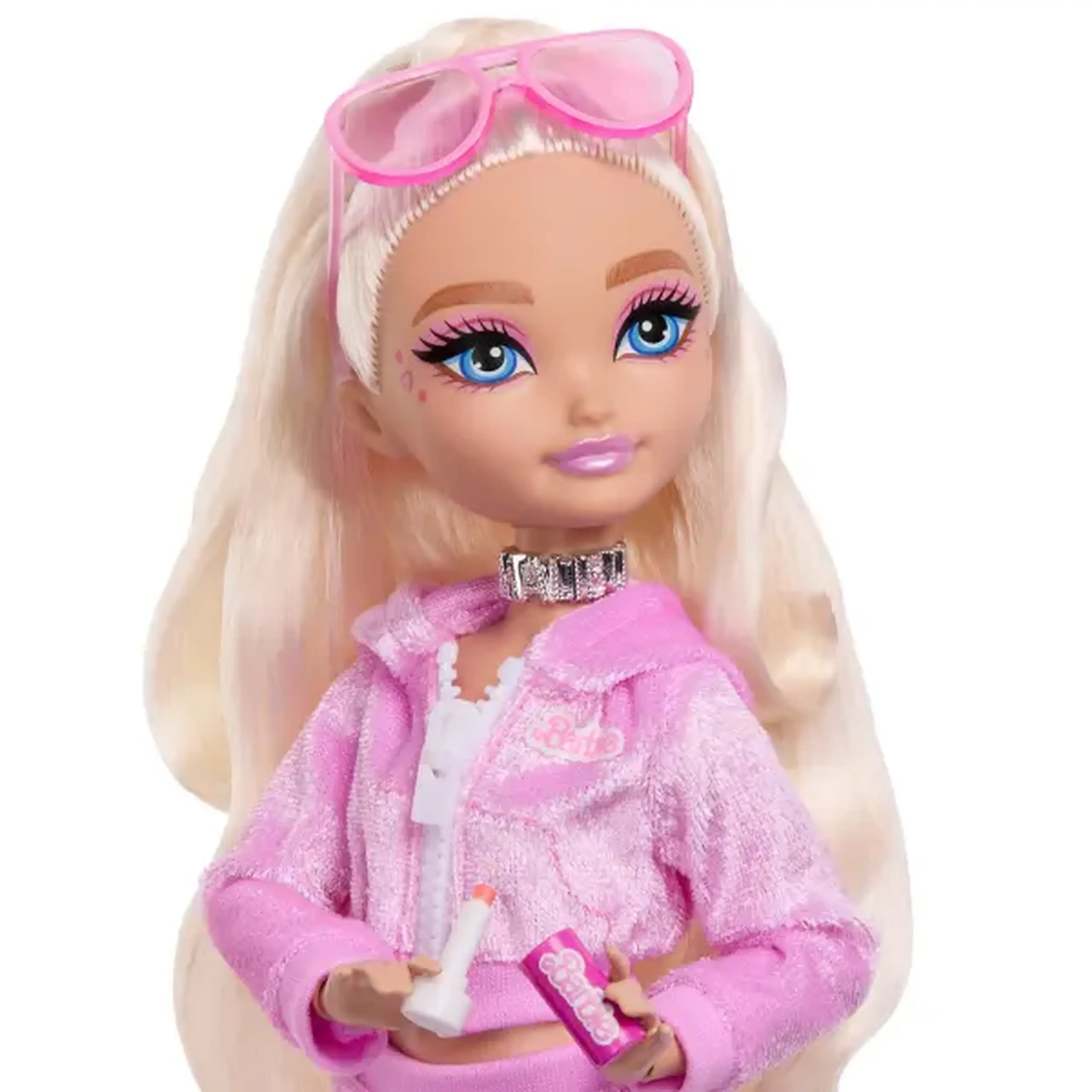 Păpușa Barbie Dream Besties „Malibu: Escapadă de weekend” cu accesorii