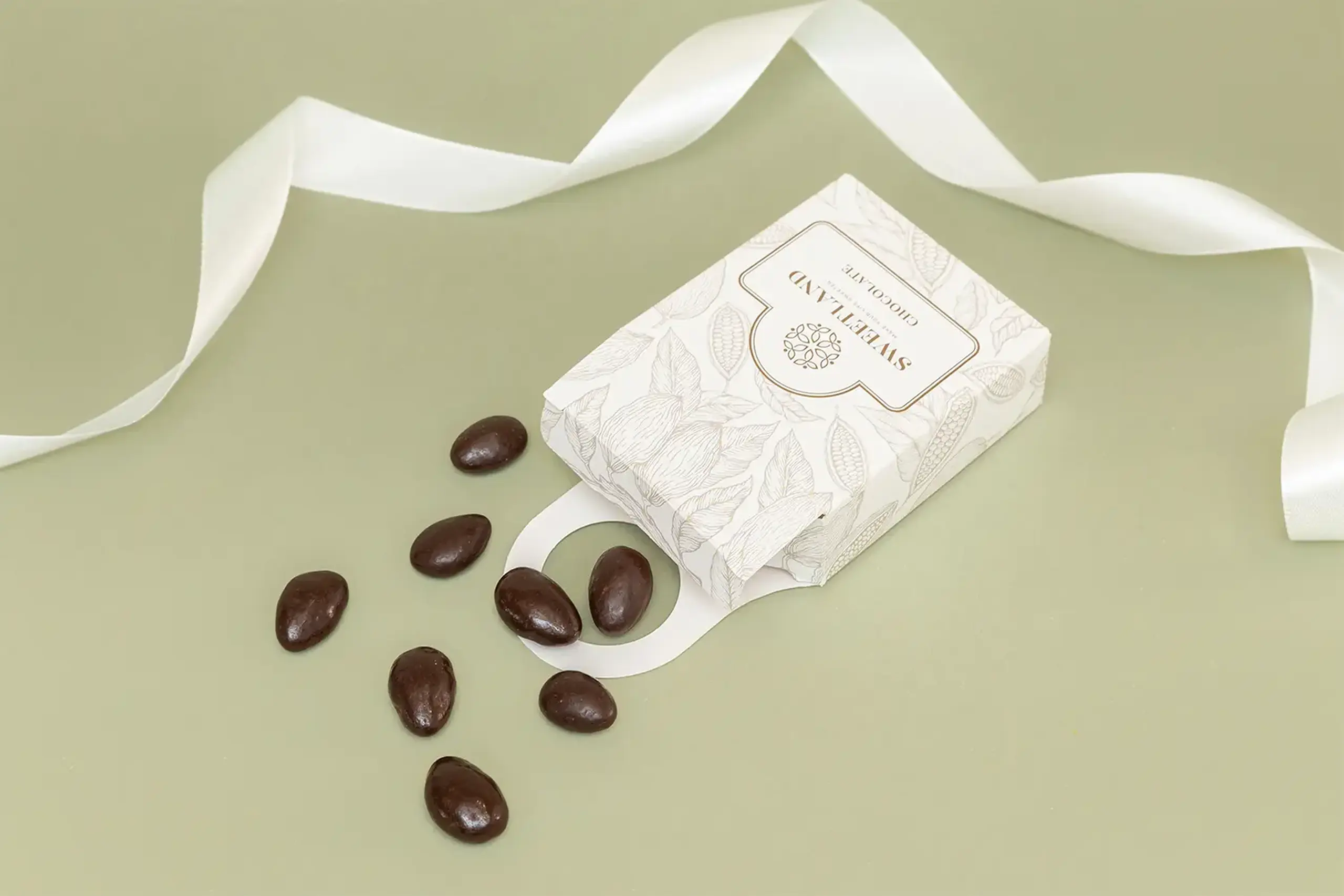 Sweet Pairing: drajeuri cu migdale în ciocolată neagră