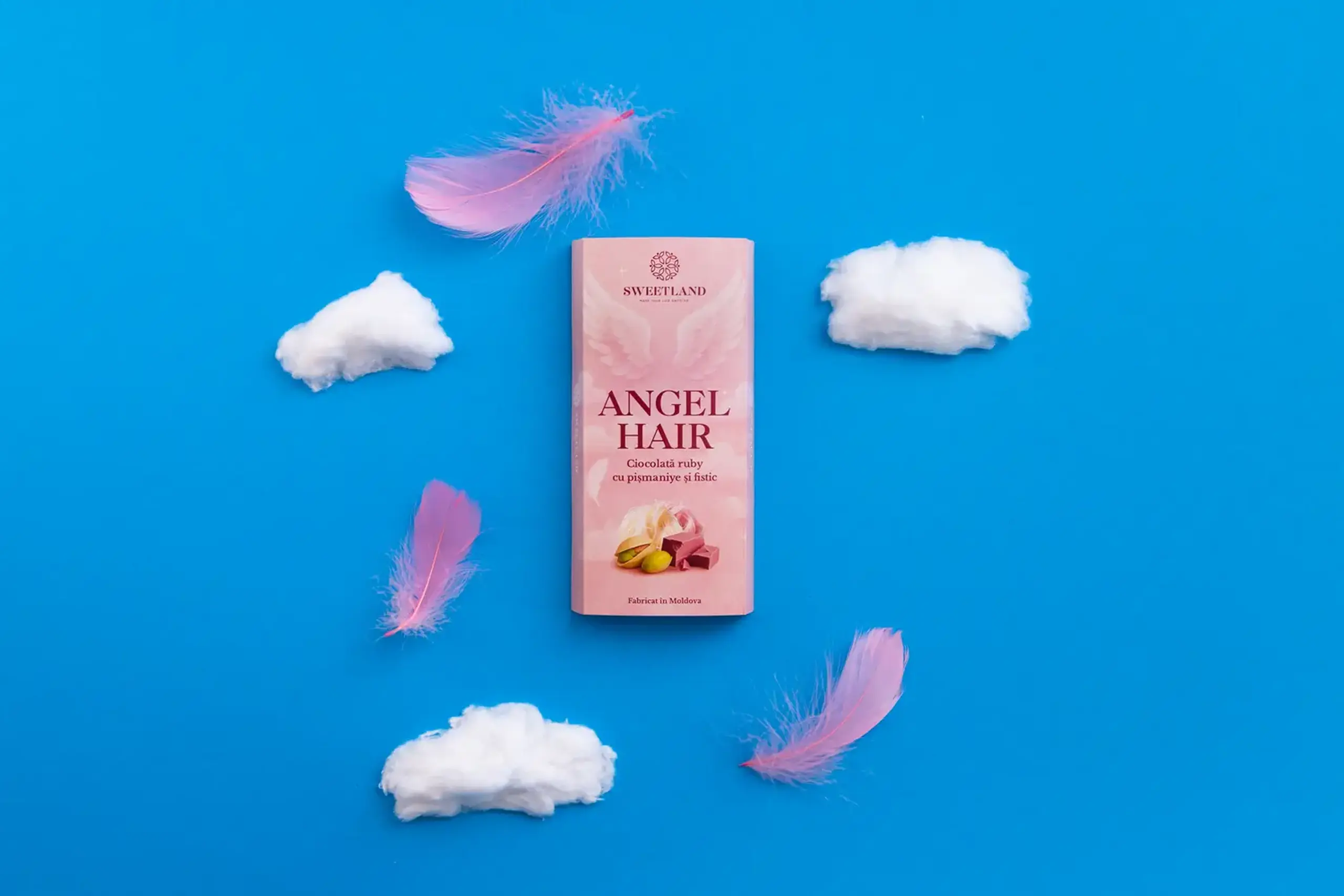 Angel Hair: сiocolată ruby ​​cu pișmaniye și fistic