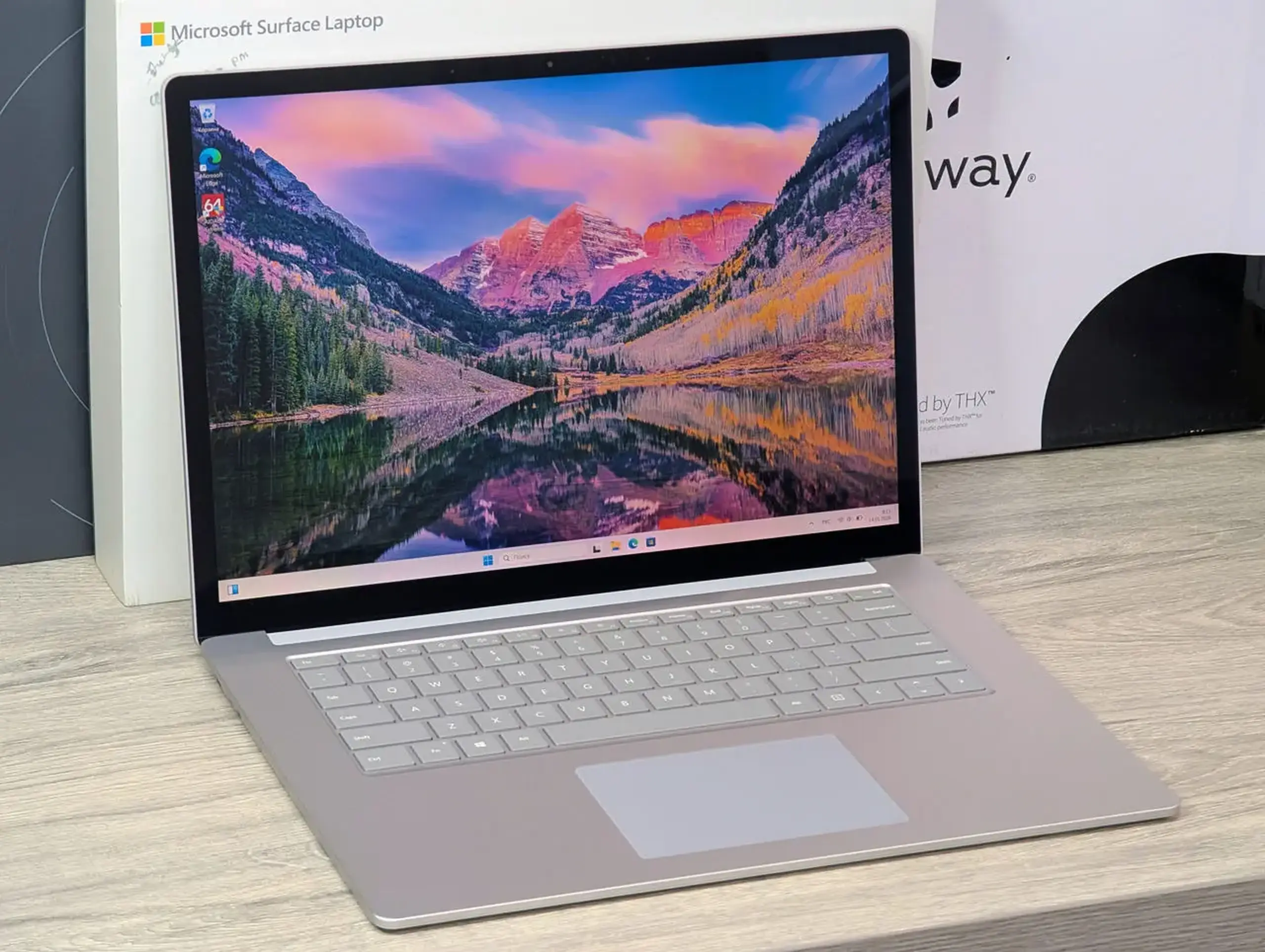 Microsoft Surface Laptop 3 | Intel Core i5-1035G7 | 8GB RAM | 256GB SSD | 15.0" 2.5K Touch