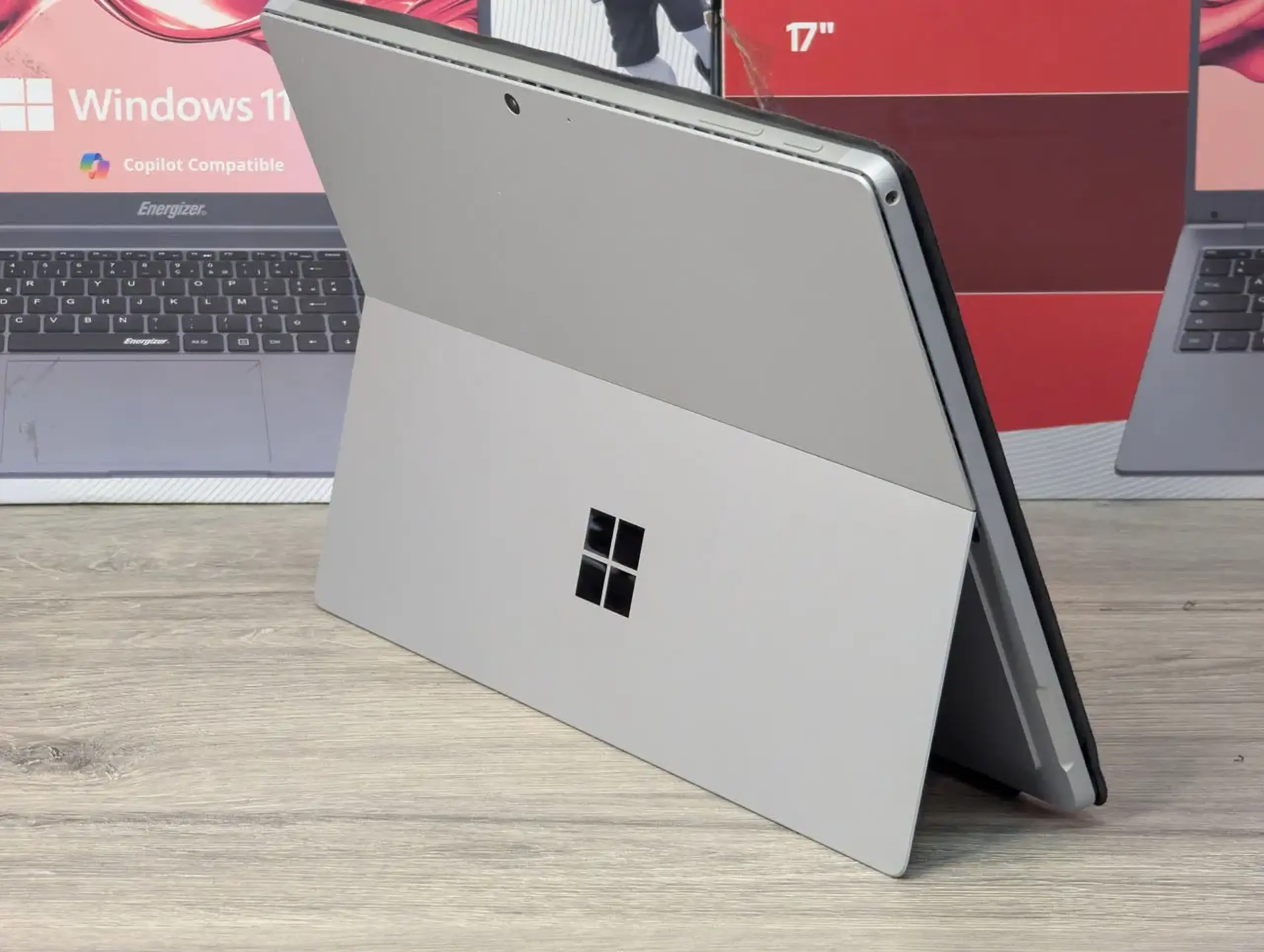 Microsoft Surface Pro 7+ | Intel Core i5-1135G7 | 8GB RAM | 256GB SSD | 12.3" 2.7K Touch