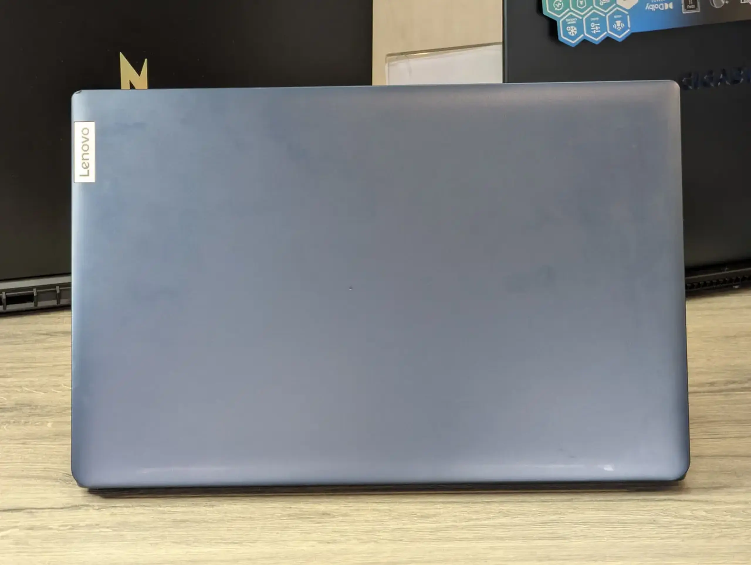 Ca nou! Lenovo IdeaPad 1 | AMD Ryzen 3 7320U | 8GB | 256GB | 15.6" FHD IPS