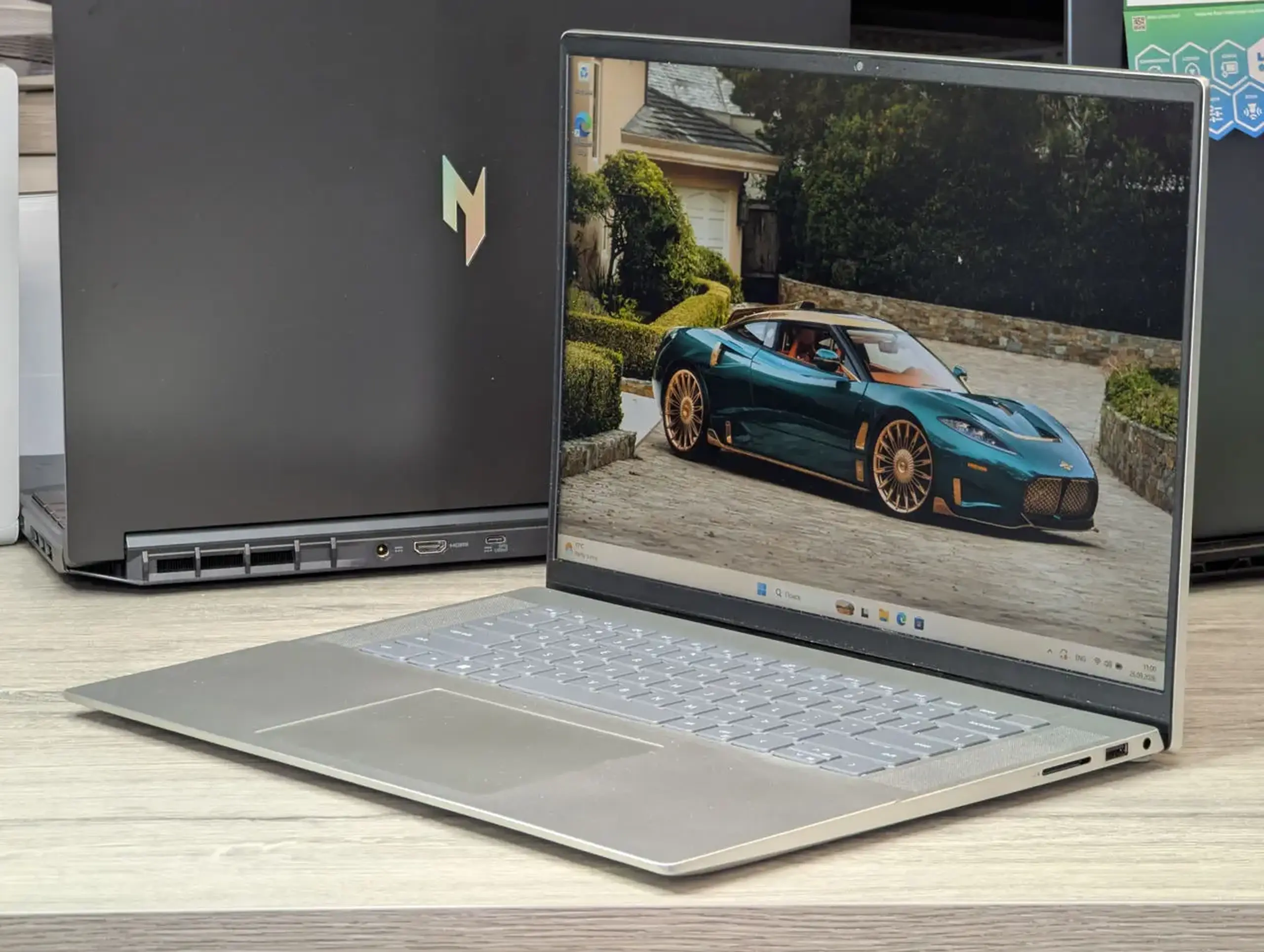 Dell Inspiron 16 5620 | Intel Core i7-1255U | 16GB RAM | 512GB SSD | 16.0" FHD+ 16:10